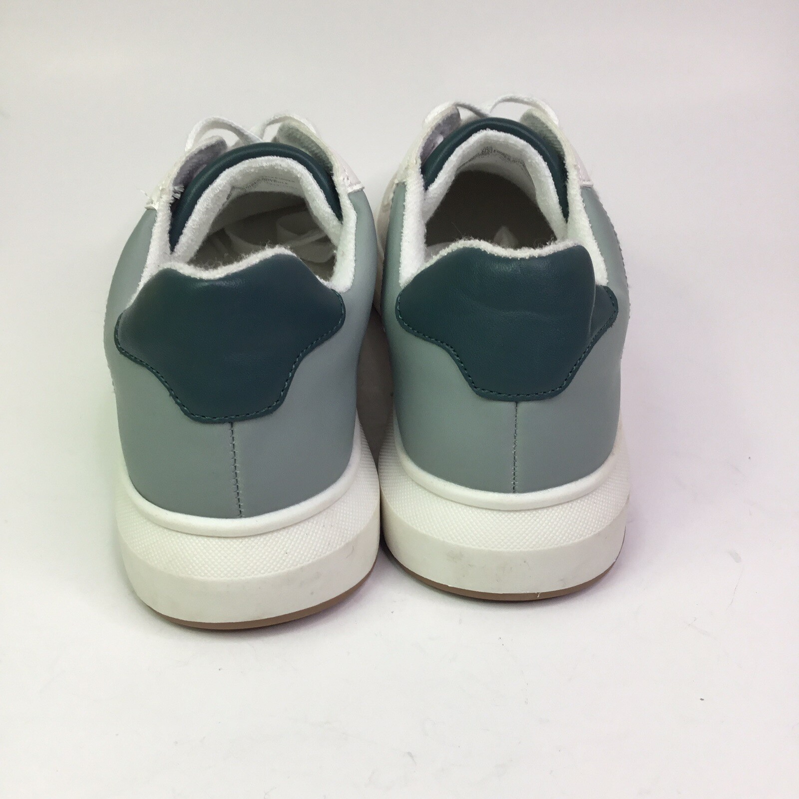 Universal Thread FLORA Womens Fashion Sneakers White Blue Shoe Size 10