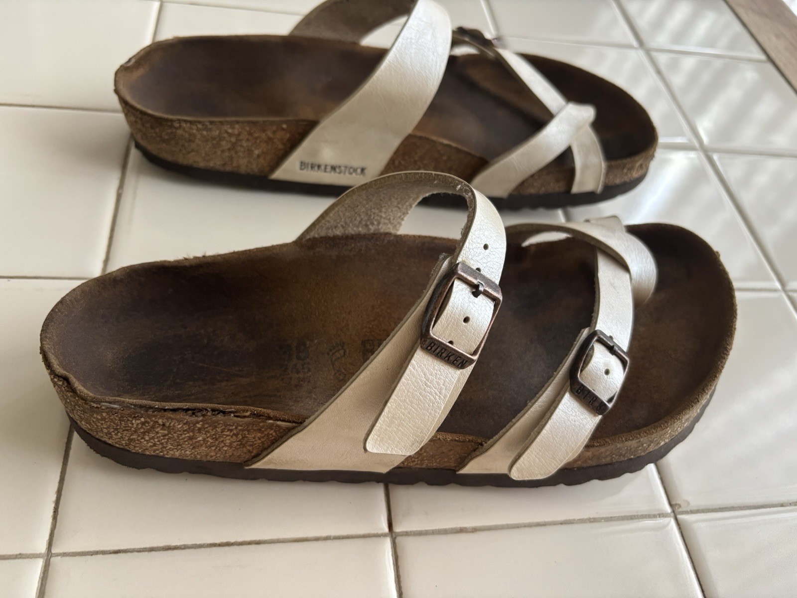 BIRKENSTOCK Mayari Sandals Size 38 Graceful Pearl White with Buckles