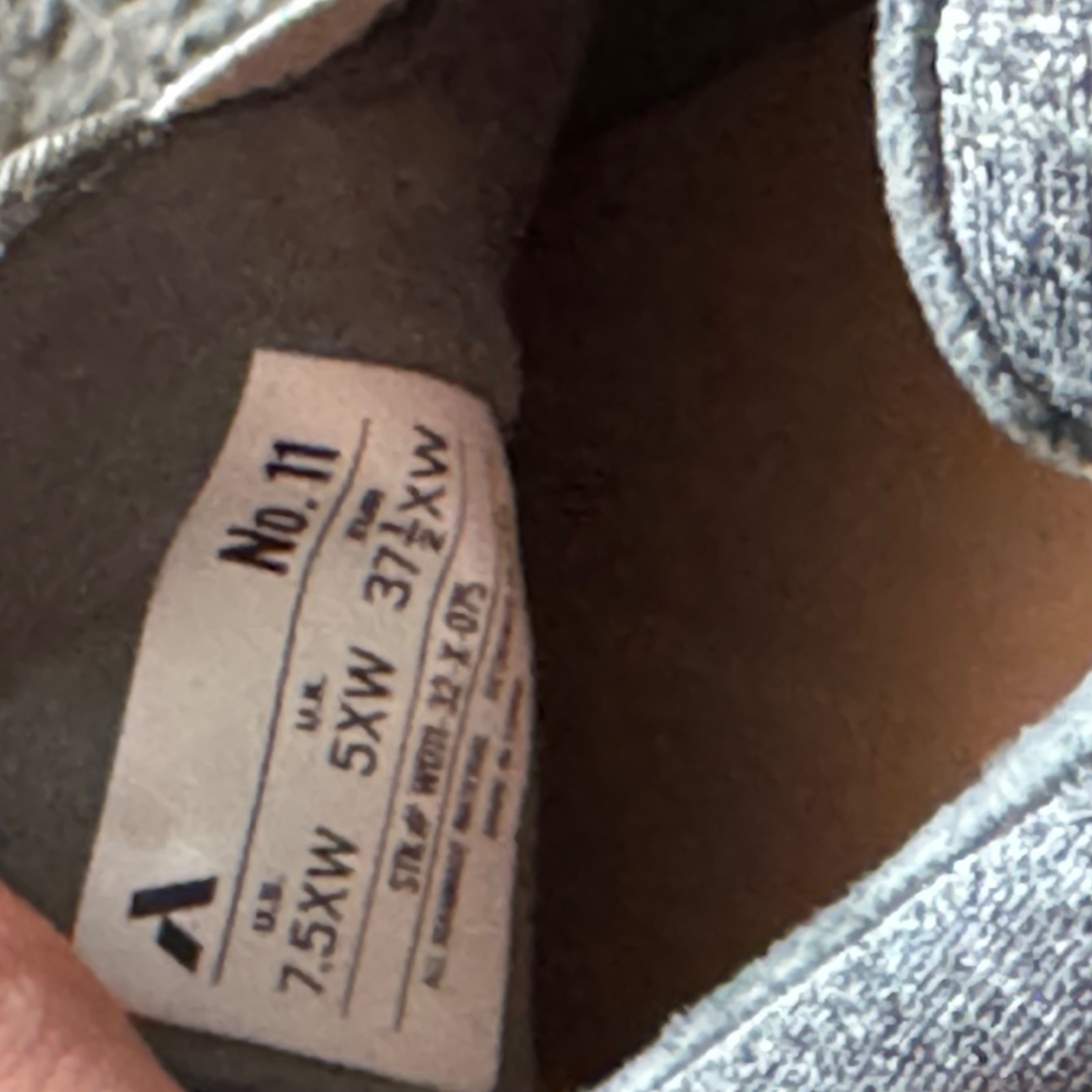 Anodyne Slip-On Athletic Shoes Sz 7.5 XW With Adjustable Strap Gray