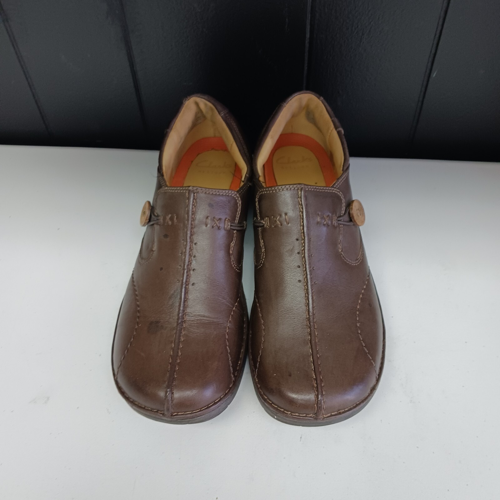 Clarks Unstructured 15764 Slip On Loafer Shoes Brown Leather Womens Size 7.5