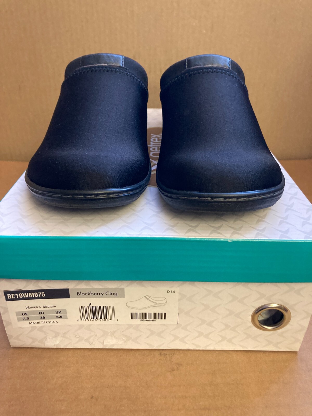 Aetrex Women’s Blackberry Clog – Size 7.5 – Style #BE10WM075