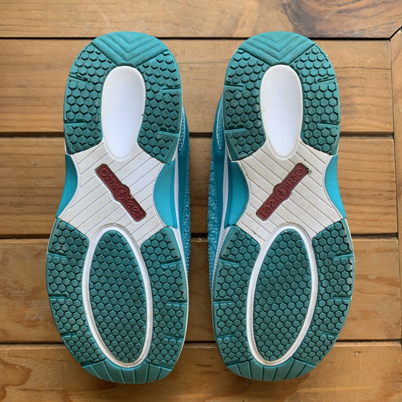 Orthofeet Coral Blue Lime Green Knit Walking Shoes Women’s Size 11 Wide