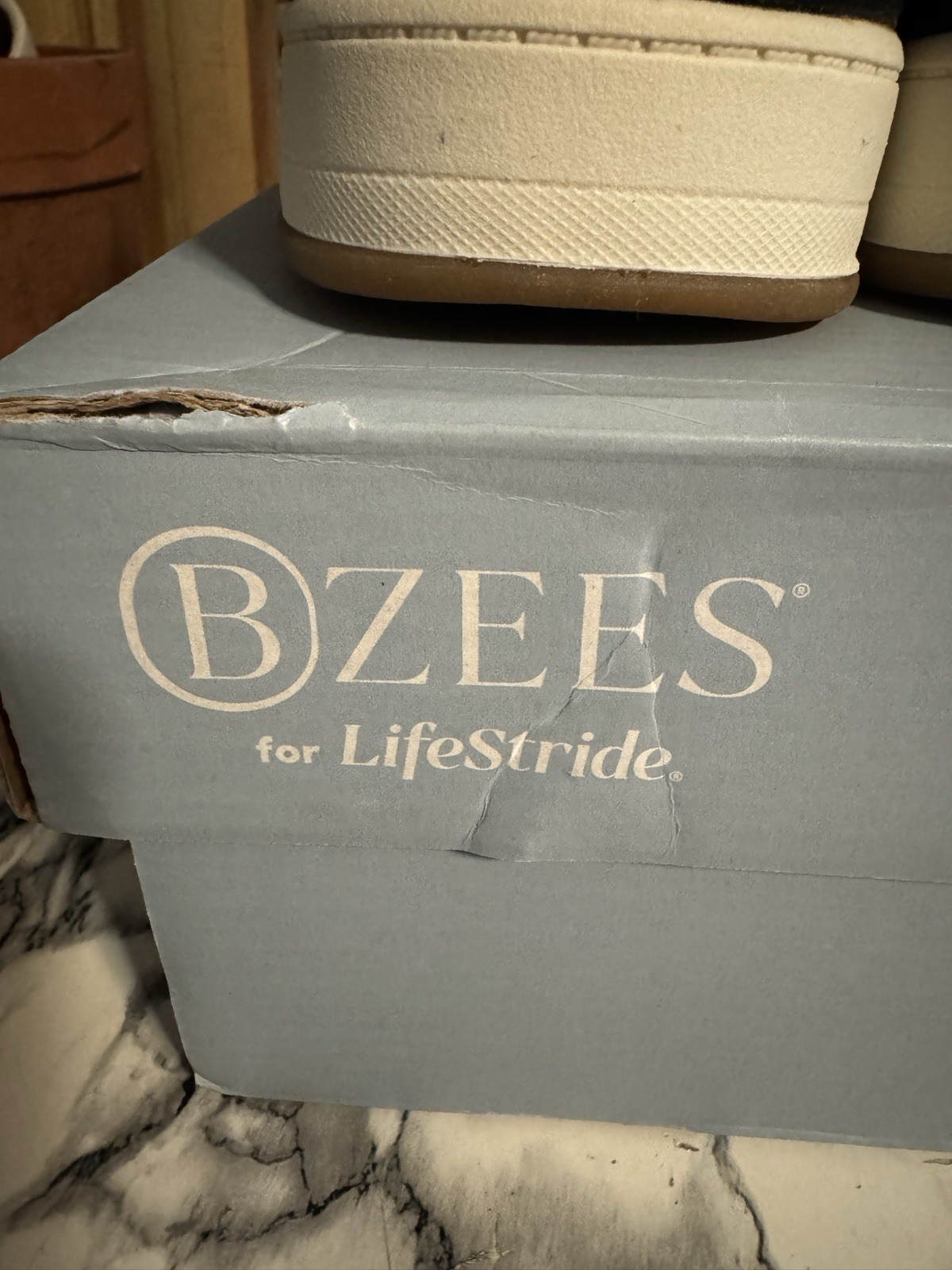 BZEES for LifeStride Dynamic Women’s Black Fabric Lace-Up Sneaker 9.5 W Washable
