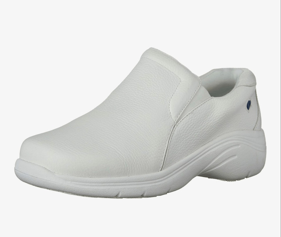 Nurse Mates Dove White Women’s 6 M