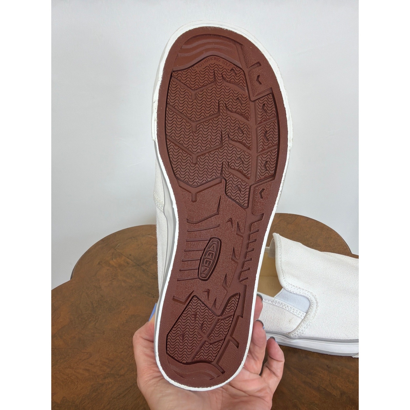 Keen White Canvas Slip On Shoes Rubber Toe Cap Round Toe Size 10 Made in Mexico