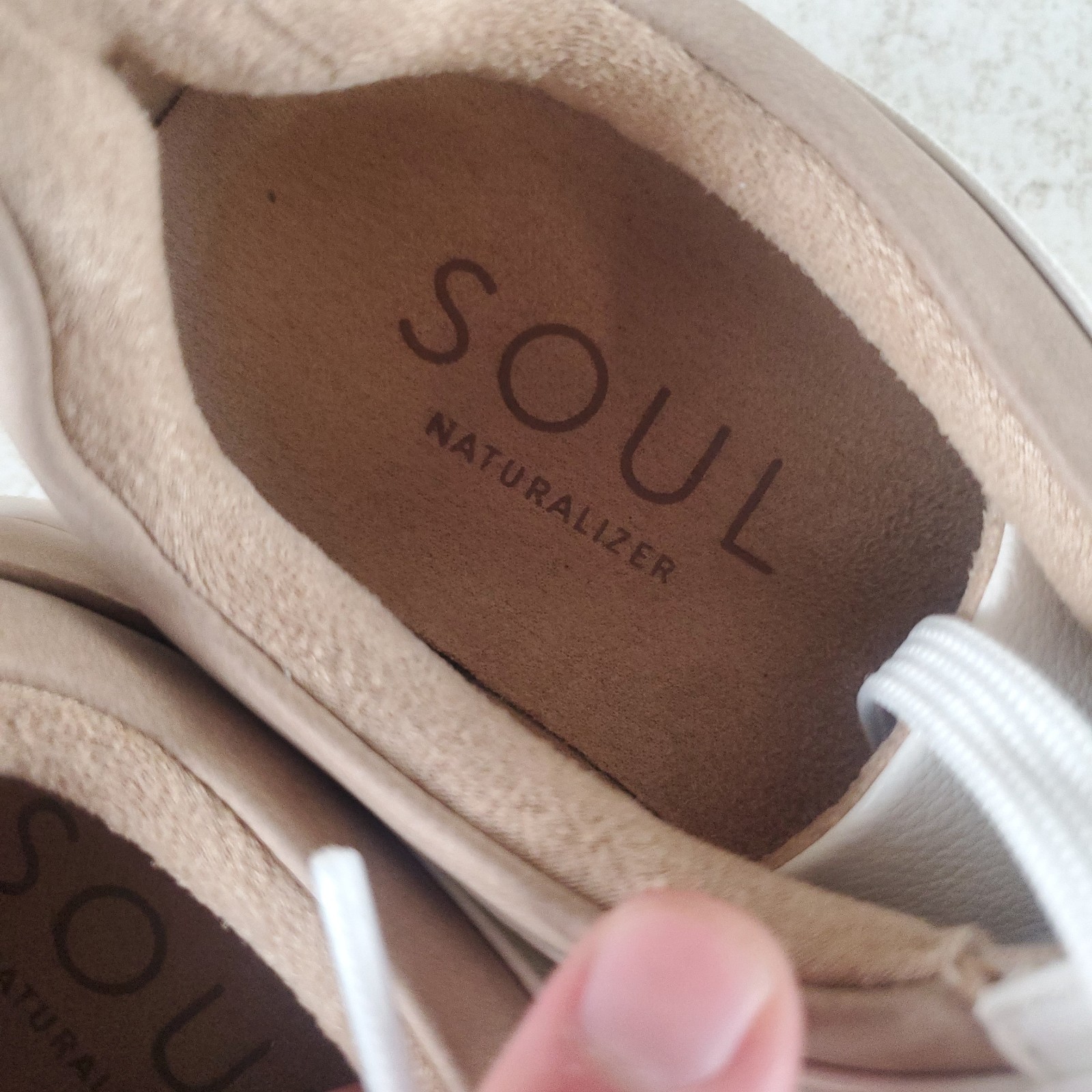 Naturalizer SOUL Neela Womens Shoes Sz 8 W White Beige Leather Lace Up Sneakers