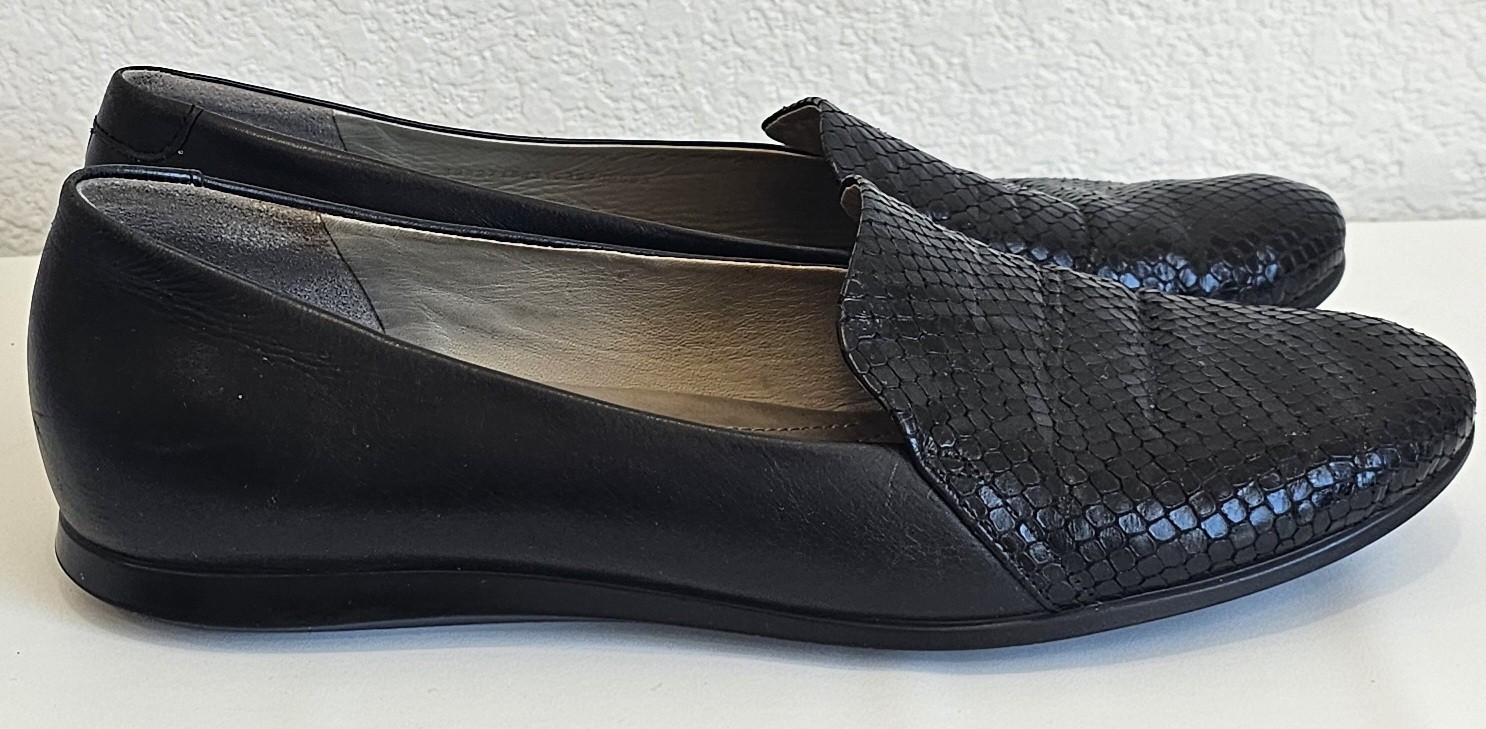 ECCO Women’s Black Leather Slip On Loafers Snake Embossed Comfort Shoes EU 39