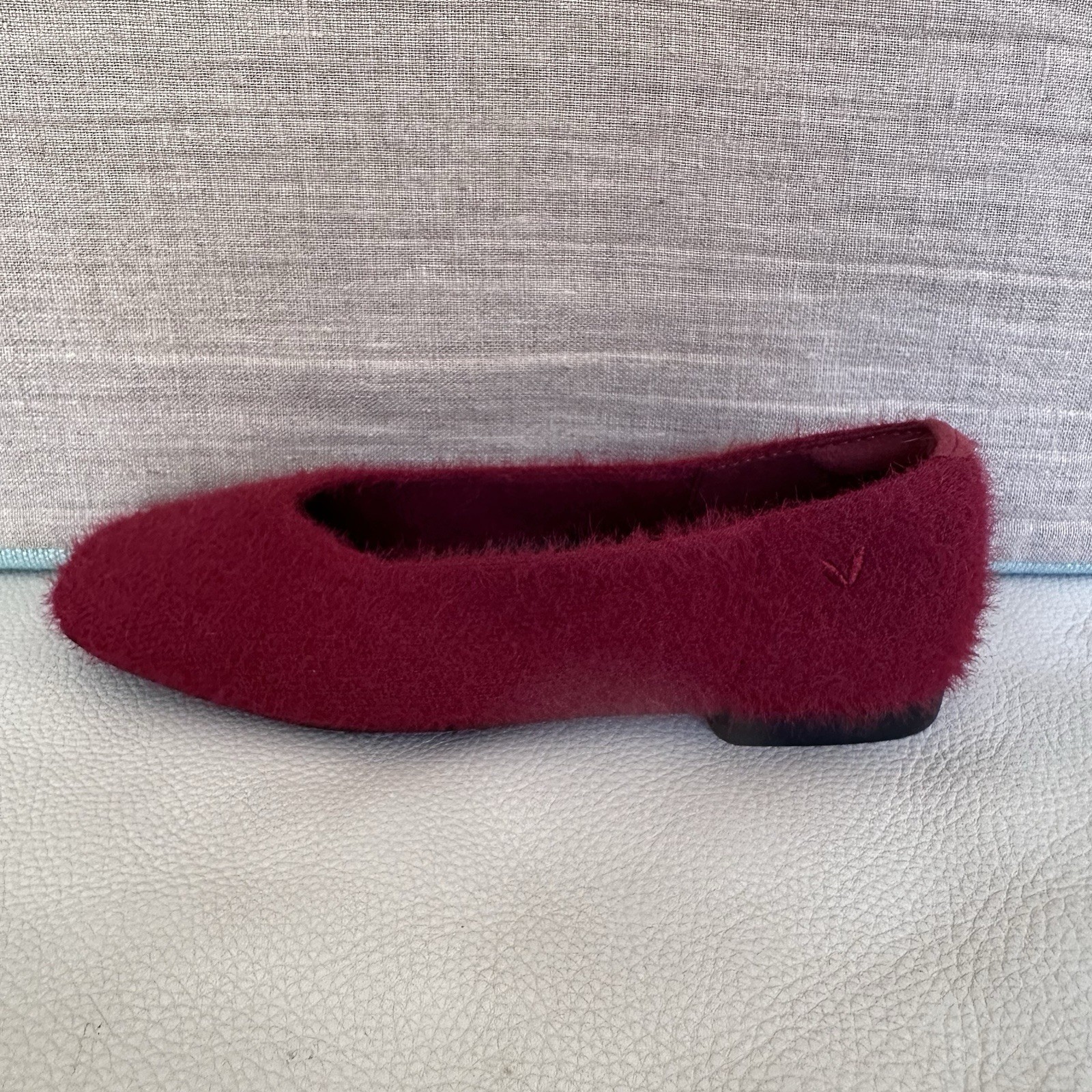 Vivaia Square Toe Recycled Mink K Faux Fur Flats Margot 2.0 Maroon 35.5 US 5.5