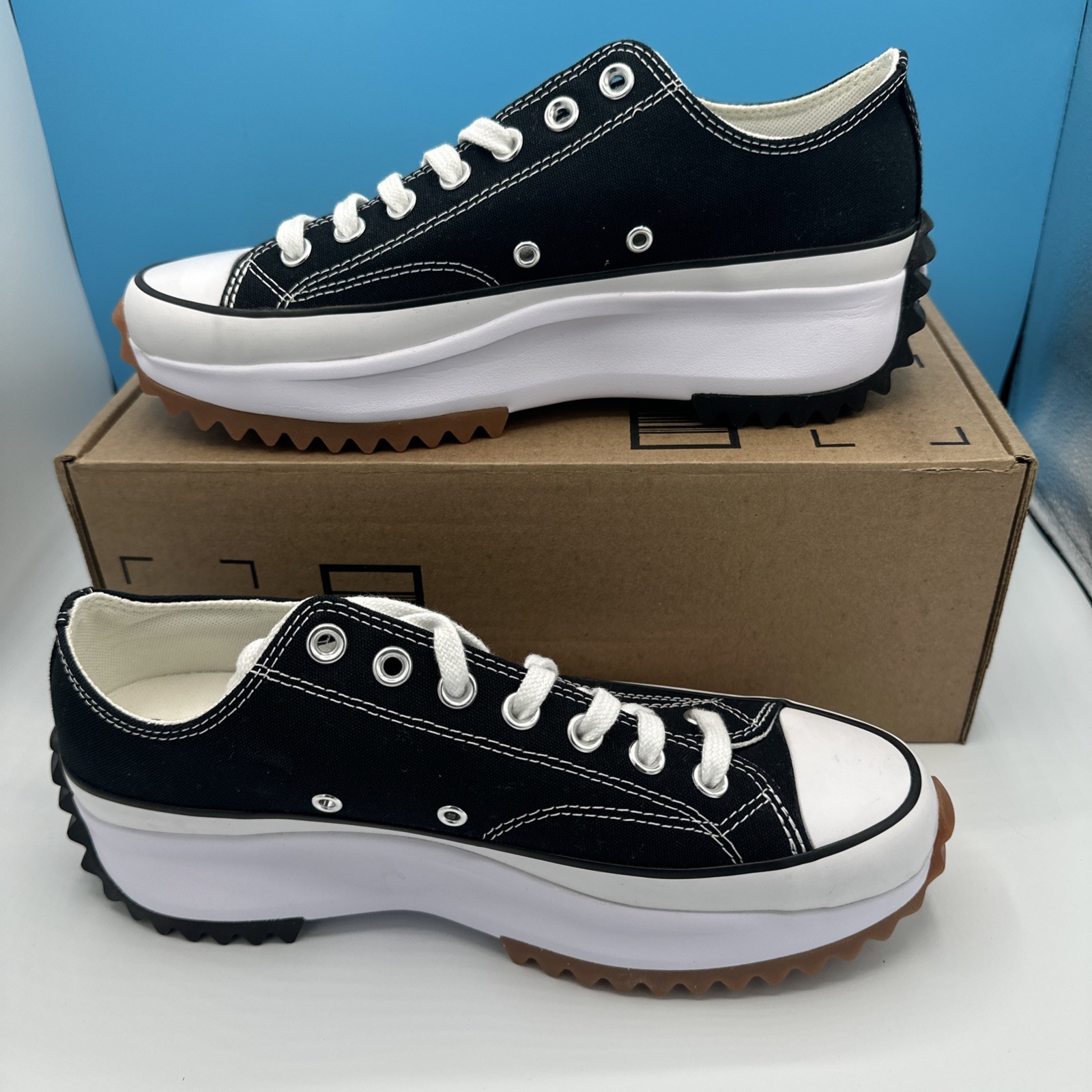 Converse Run Star Hike Low Black/White/Gum Size Men’s 8.5 Women’s 10. Sharp New