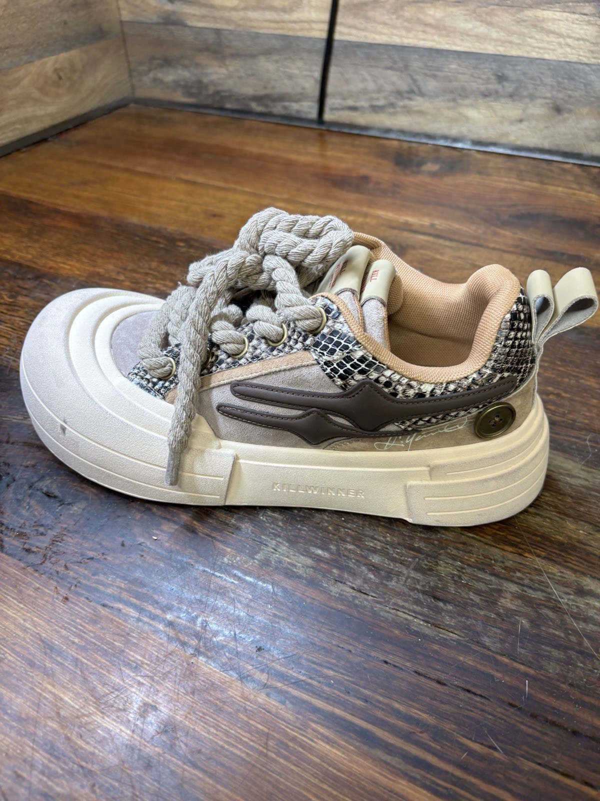KillWinner Sneakers Womens 8.5 Smile Life Series Brown Skateboard Chunky Rope