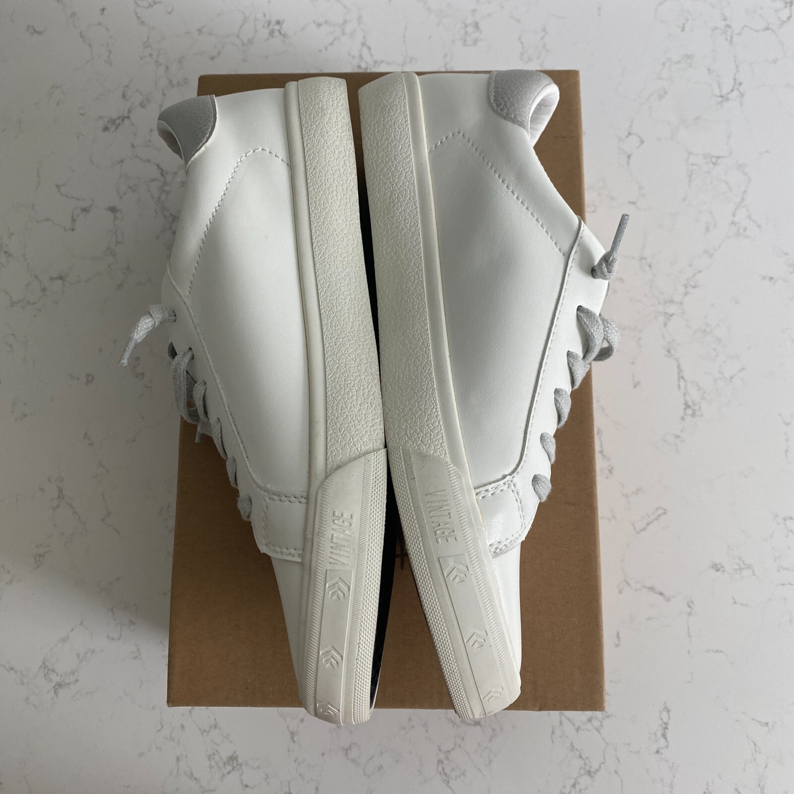 NWT Vintage Havana Women’s Mighty White Silver Multi Sneakers Size 8.5 Fall