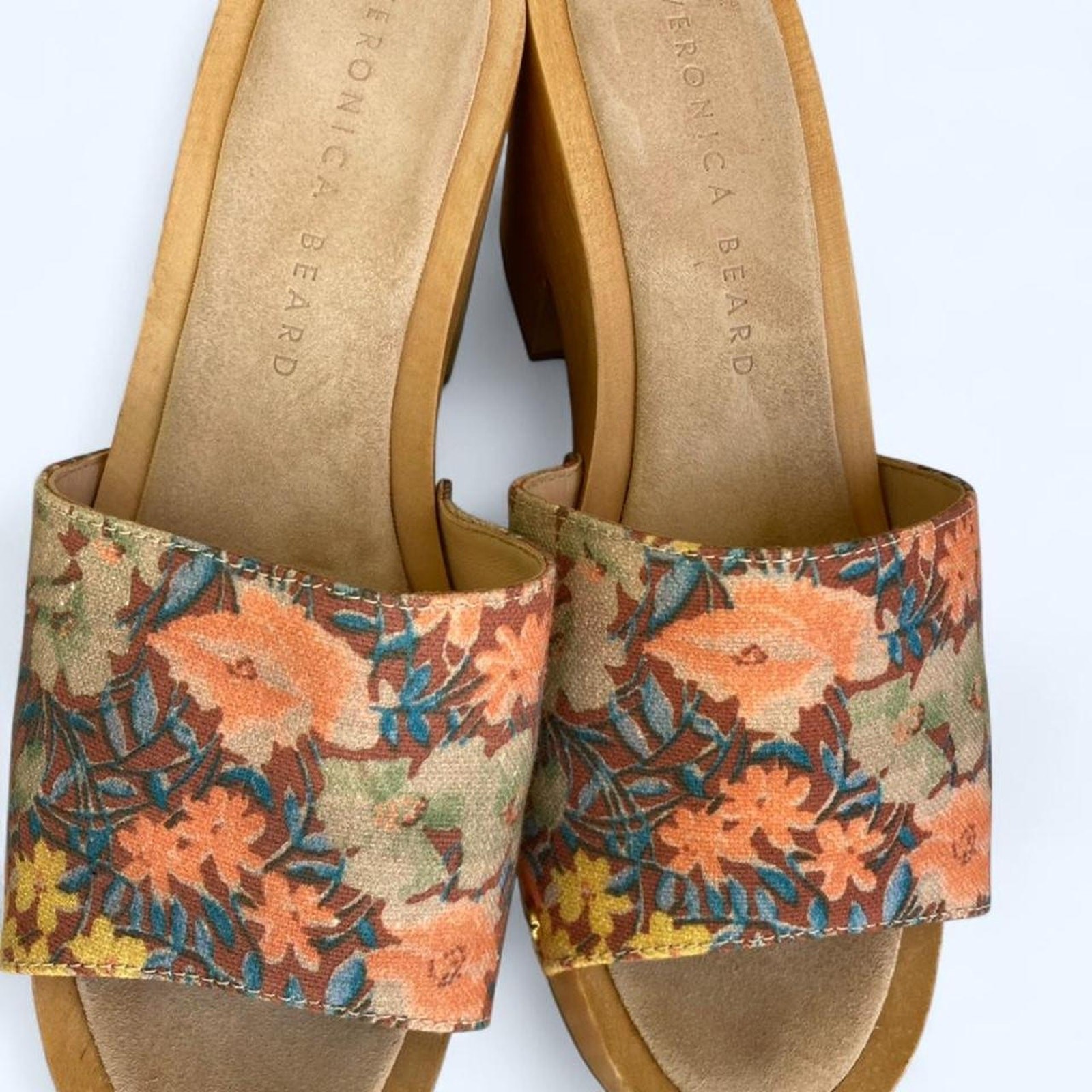 Veronica Beard – Happy Hippy/Retro Look/70s Inspo Platform Sandal -6.5