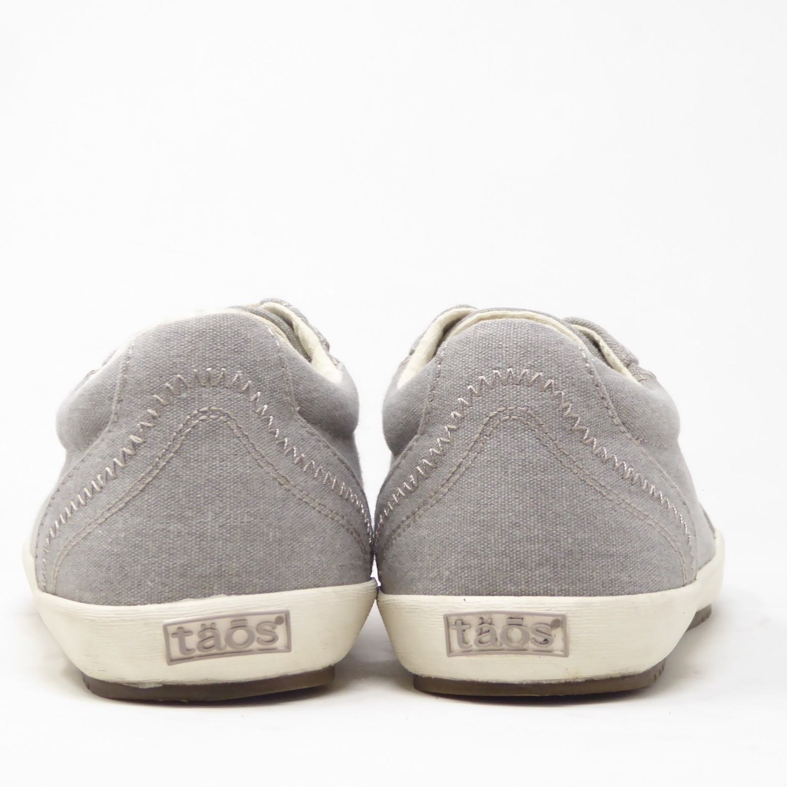 Taos Womens Shoes Gray Star Canvas Fashion Sneakers Size 8W
