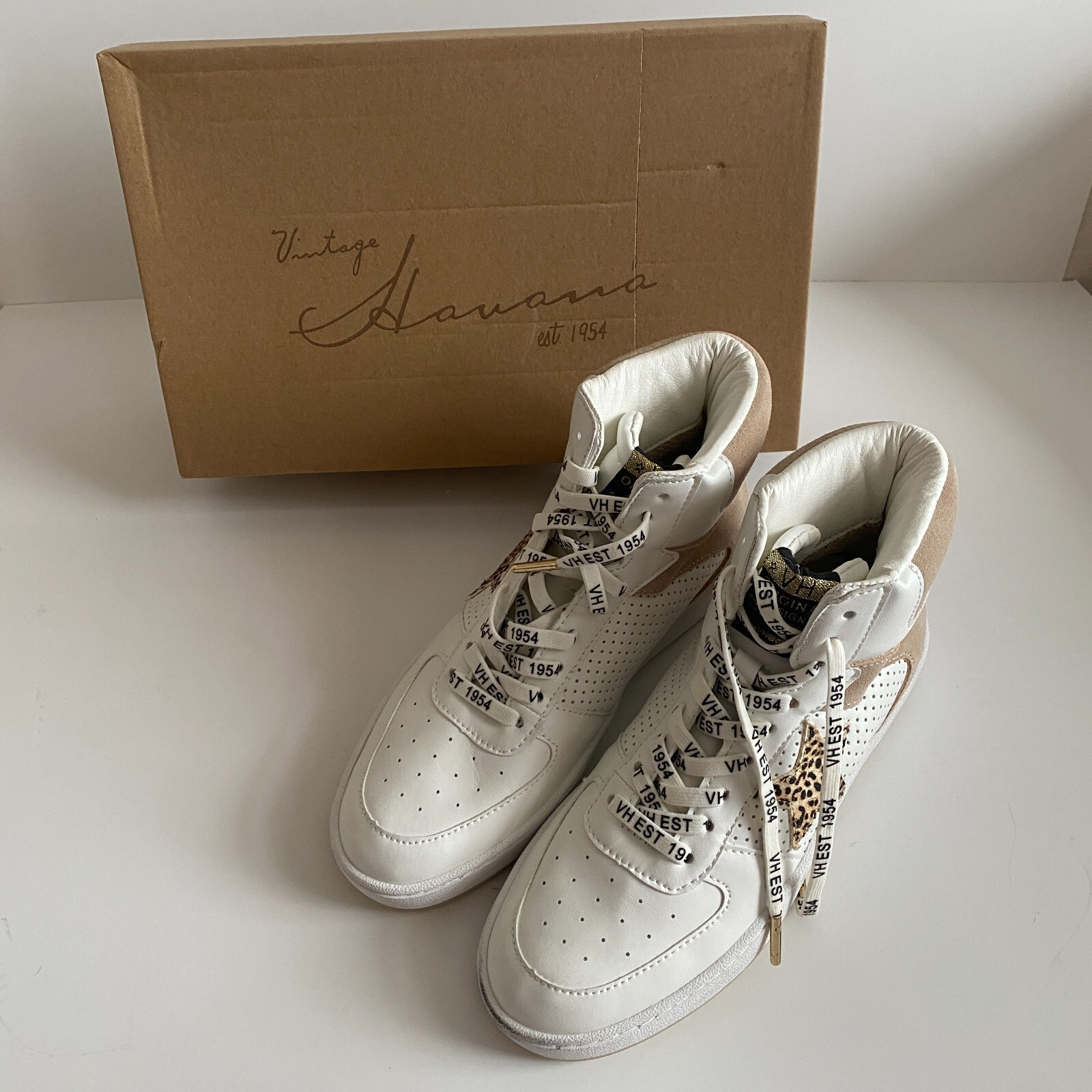 NWT Vintage Havana Layup Tan Matt Glitter Multi High Top Sneakers Size 6 Fall