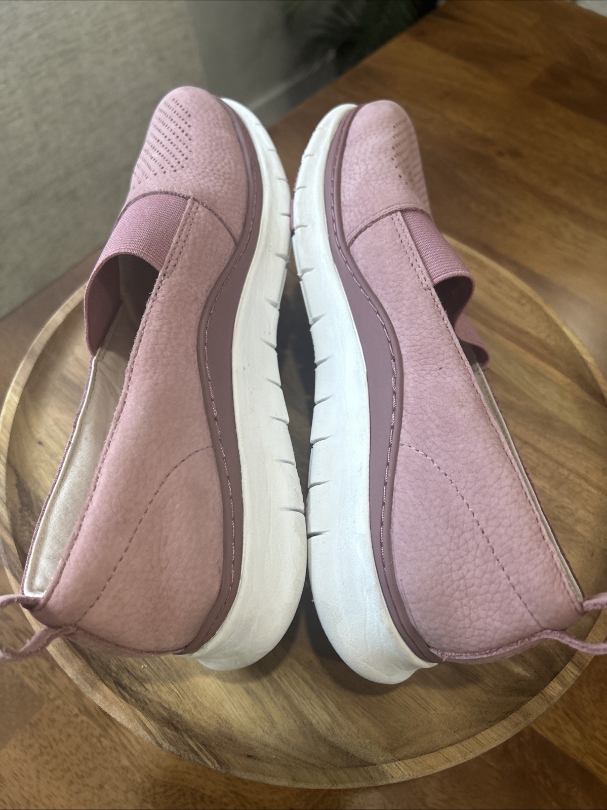 Vionic Roxana Pink Nubuck Slip On Size 8