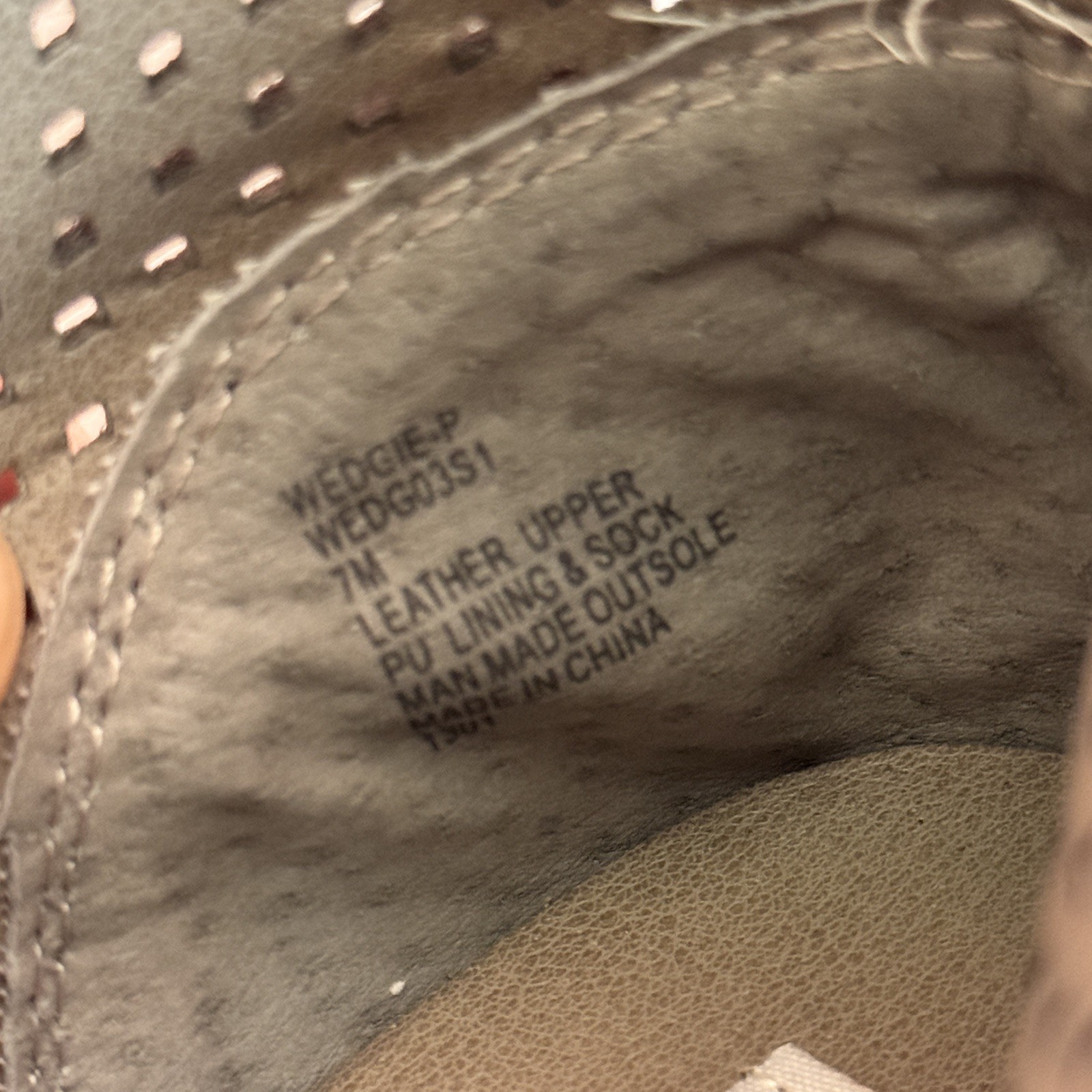 Steve Madden Shoes Womens Size 7M Tan Suede Laser Cut Wedgie Wedge Zip Sneakers