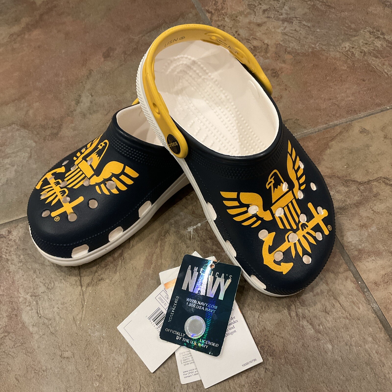 United States Navy Crocs NWT Size M2/W4