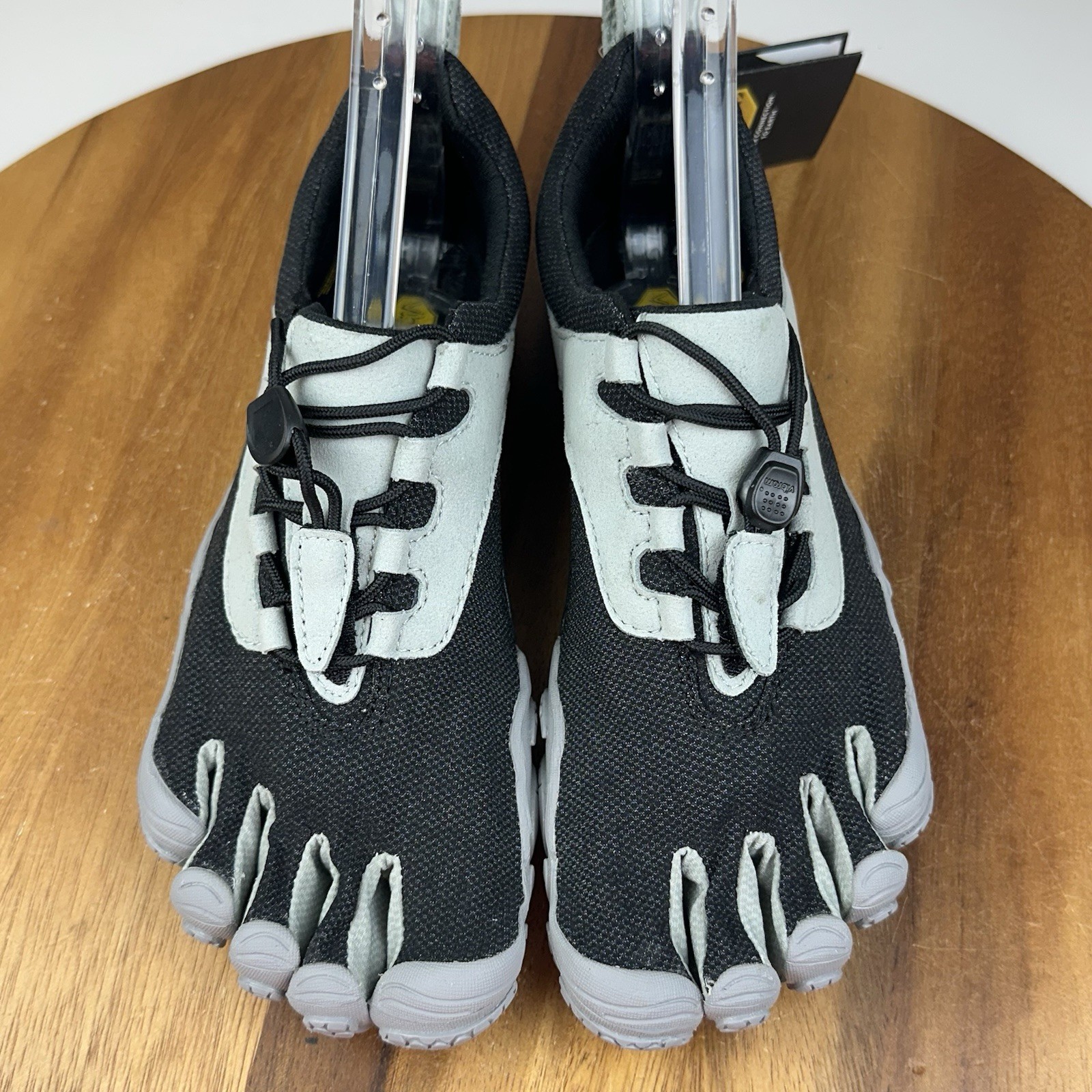 New NIB Womens Vibram Fivefingers V Run Retro Miniaml Shoes Size 7.5 – 8 M