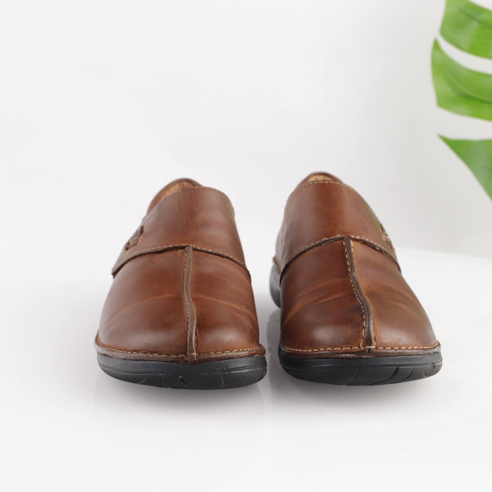 Clarks Womens Un Loop Ave Loafer Size 8 M Brown Leather Slip On Casual Shoe Flat