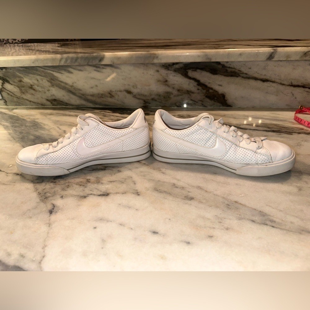 Nike Size 8 Womens Sweet Classic Low Perforated White Leather Sneakers
