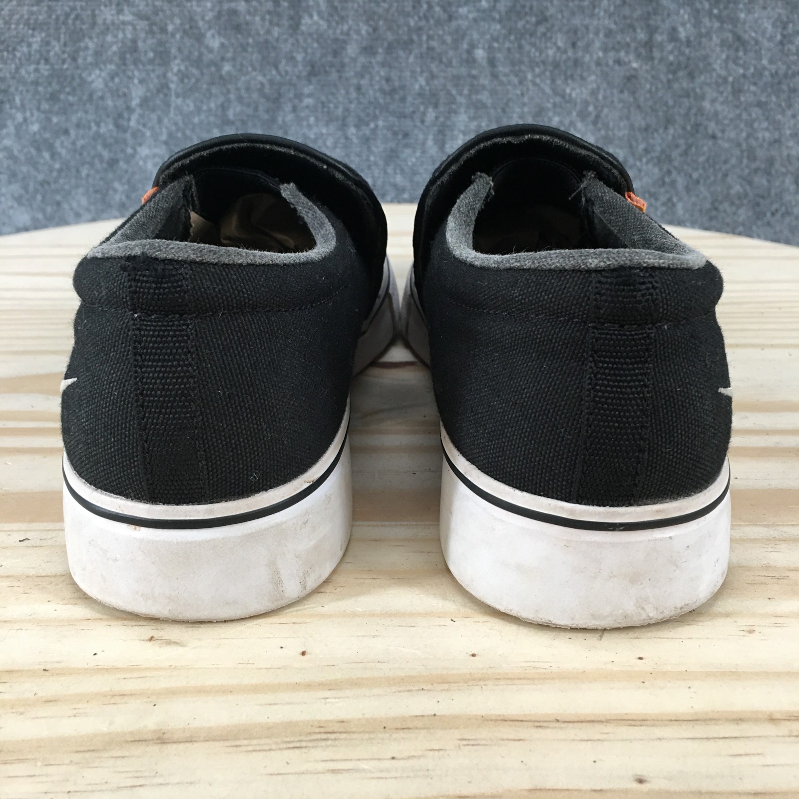 Nike Shoes Womens 6.5 Court Royale AC Slip On Sneakers Black Low Top BQ9138-001