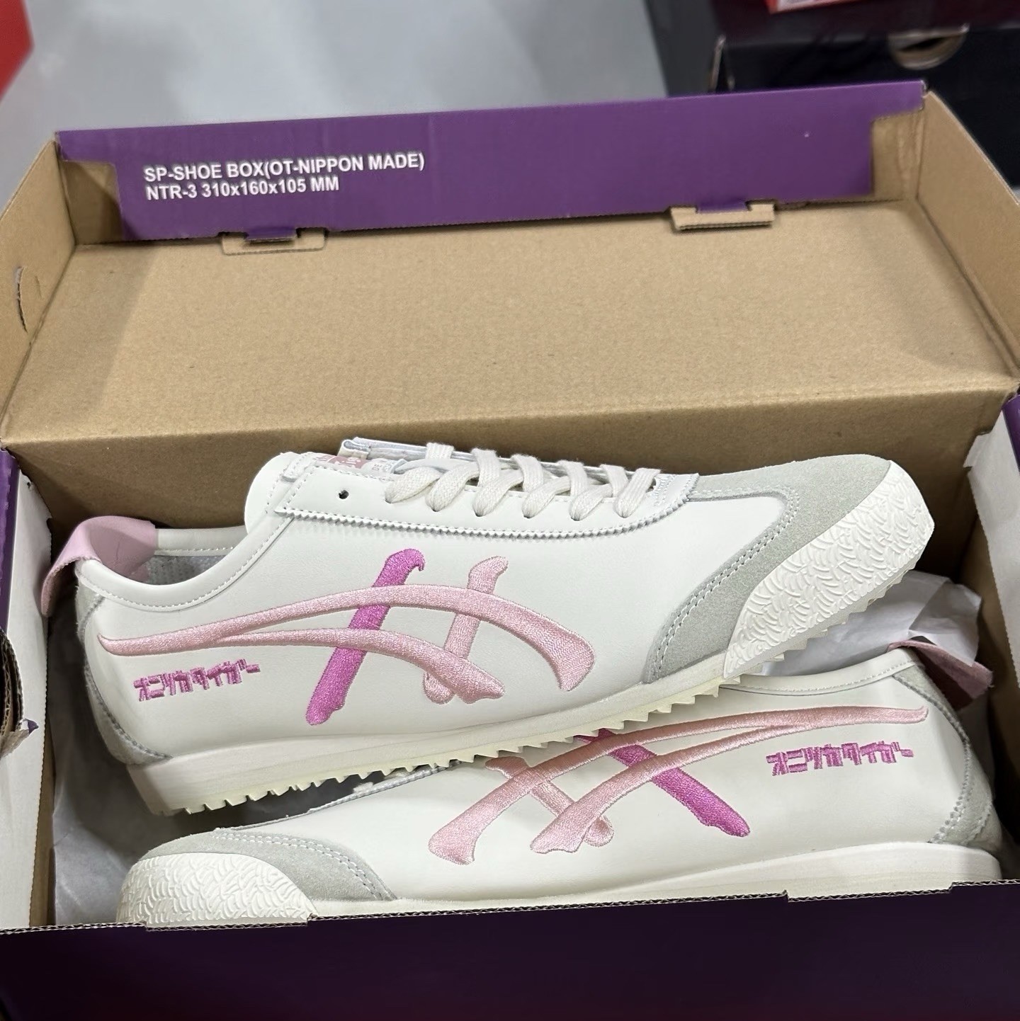 Onitsuka Tiger MEXICO 66 NM limited Nippon made pink embroidery sneakers
