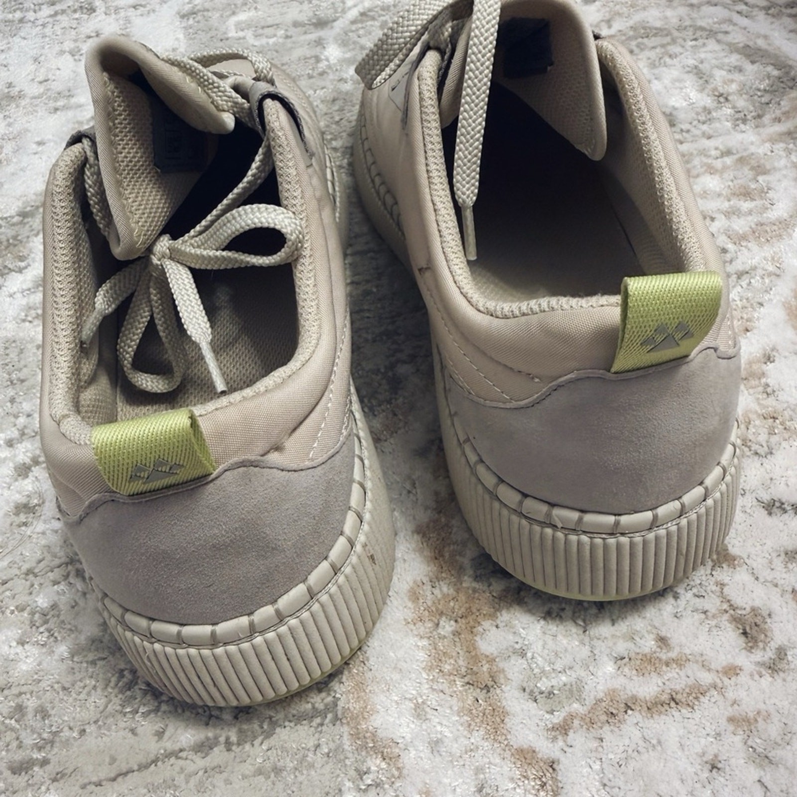 Cougar Beige Sayah Waterproof Sneakers (Size 8.5)