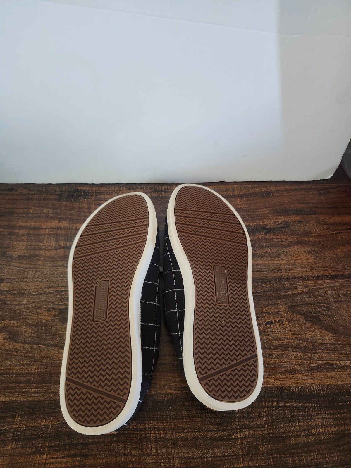 Spenco Casual low-top sneakers Size 8B