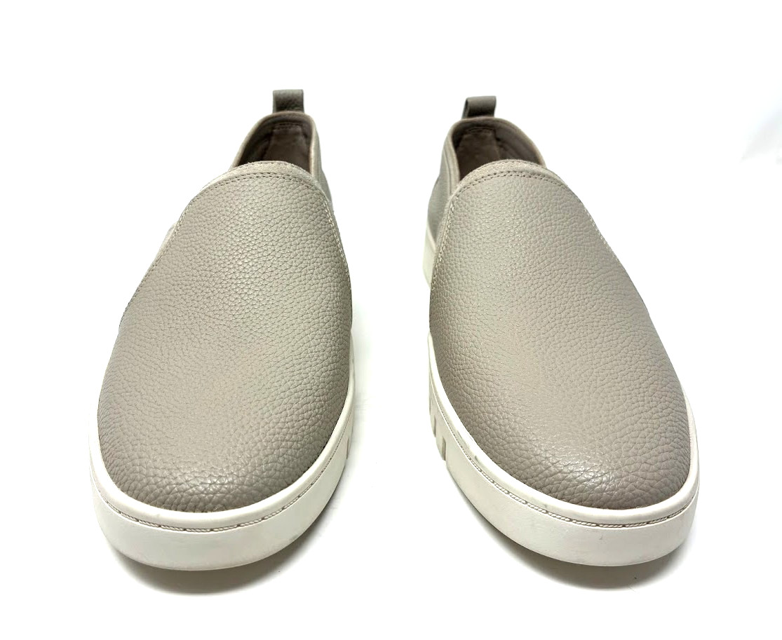 Vionic Cambria Beige Leather Slip-On Shoe Womens Sz 9.5 Wide Comfort Sneakers