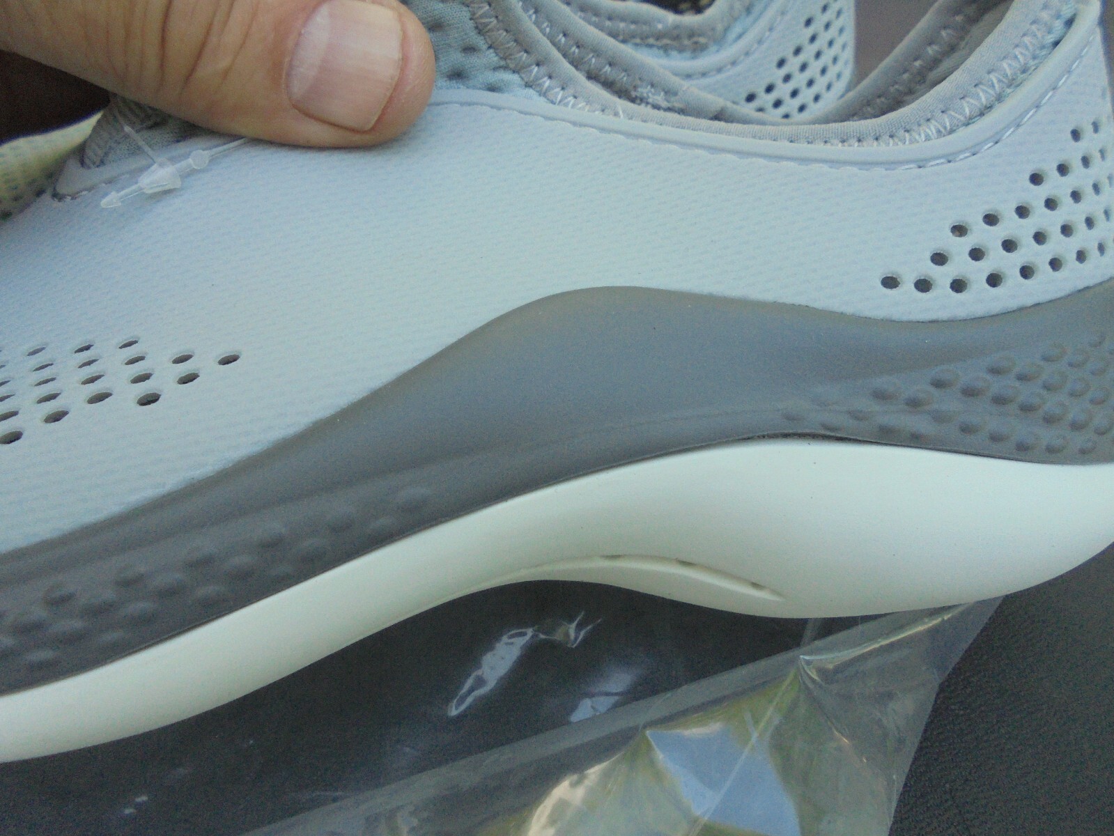 New Crocs Literide 360 Pacer Slip-on Women’s J2 Junior 2 Light Grey/Slate Grey