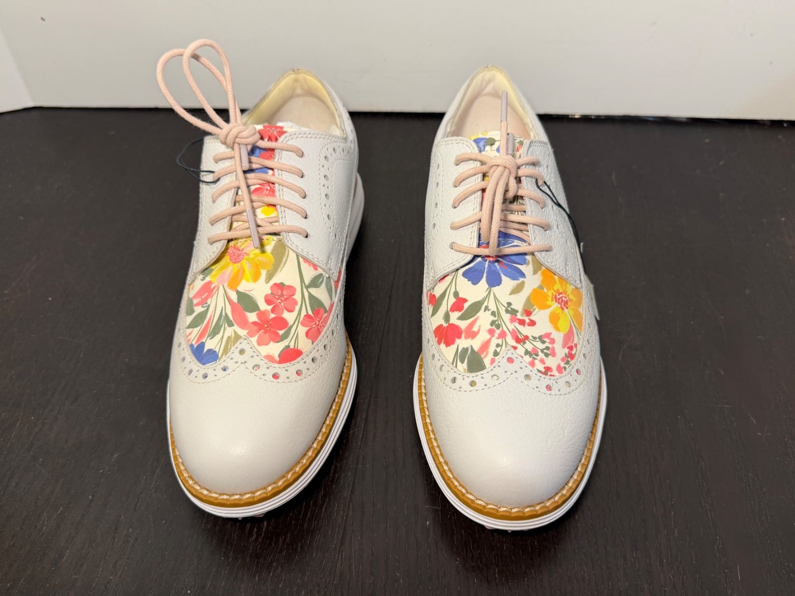 Cole Haan Original Grand Wing Oxford Golf Shoes Floral Print/White Womans 7B
