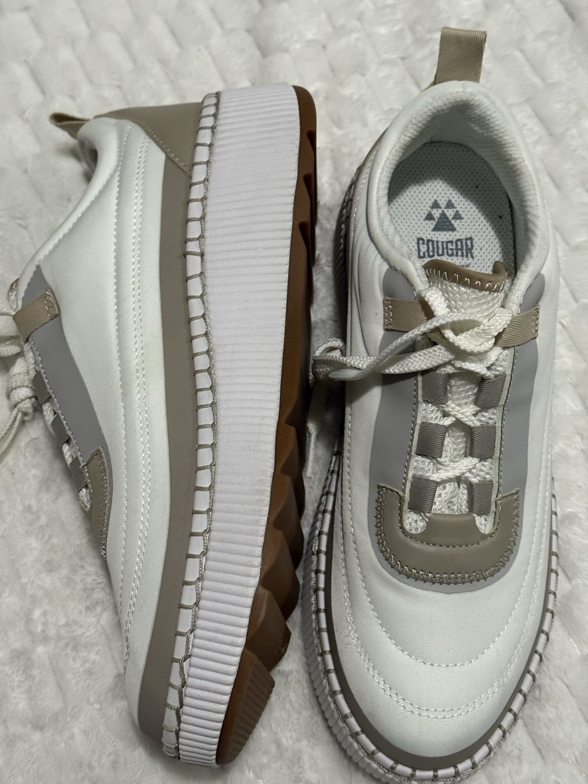 Cougar Womens Saya Comfort Insole Leather Casual and Fashion Sneakers Size:10