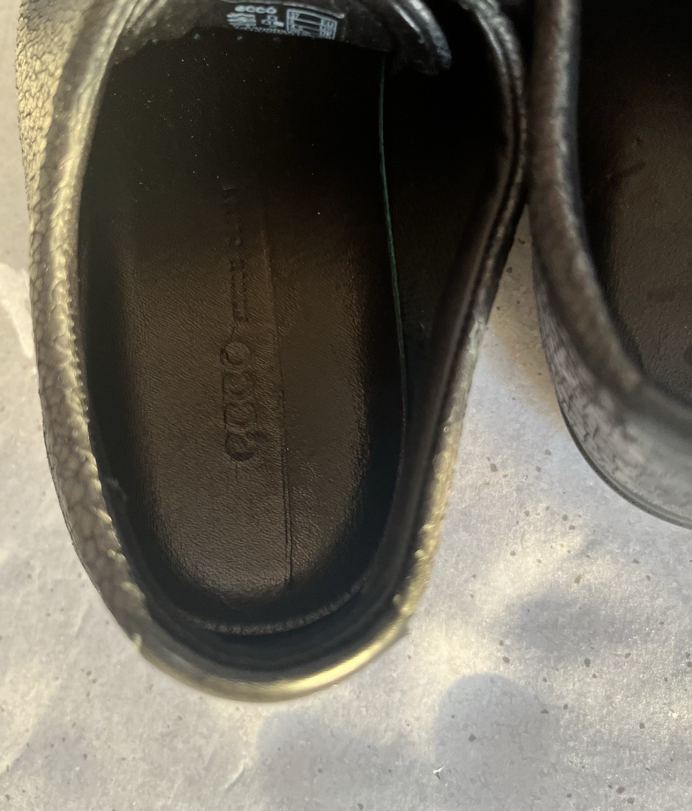 Ecco Shoes Women’s 6 Black Crinkle Leather Sneaker Lace Tie Casual Soft Comfort