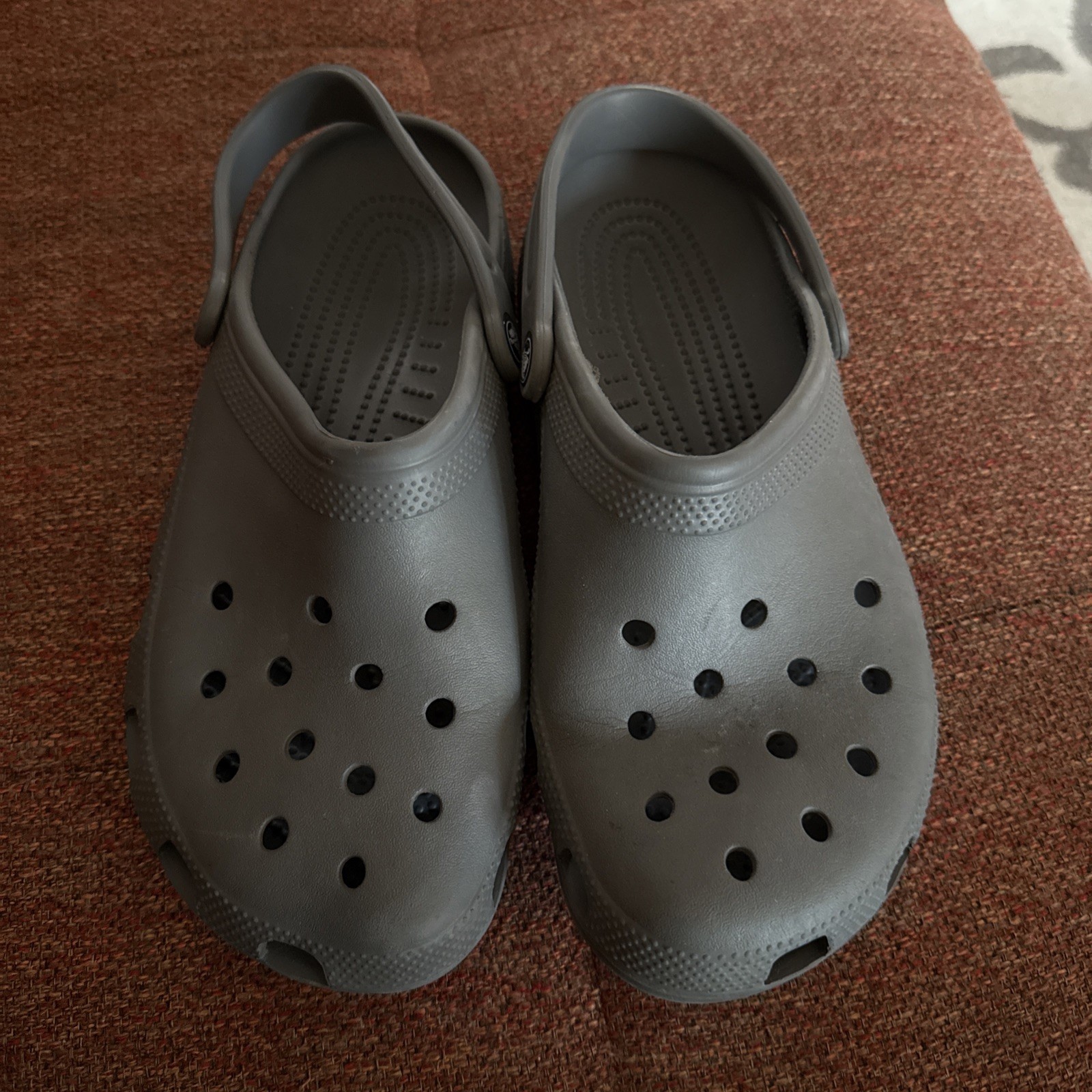 CROCS Slate Grey CLASSIC CLOGS Unisex / Size Women’s 12 Men’s 10