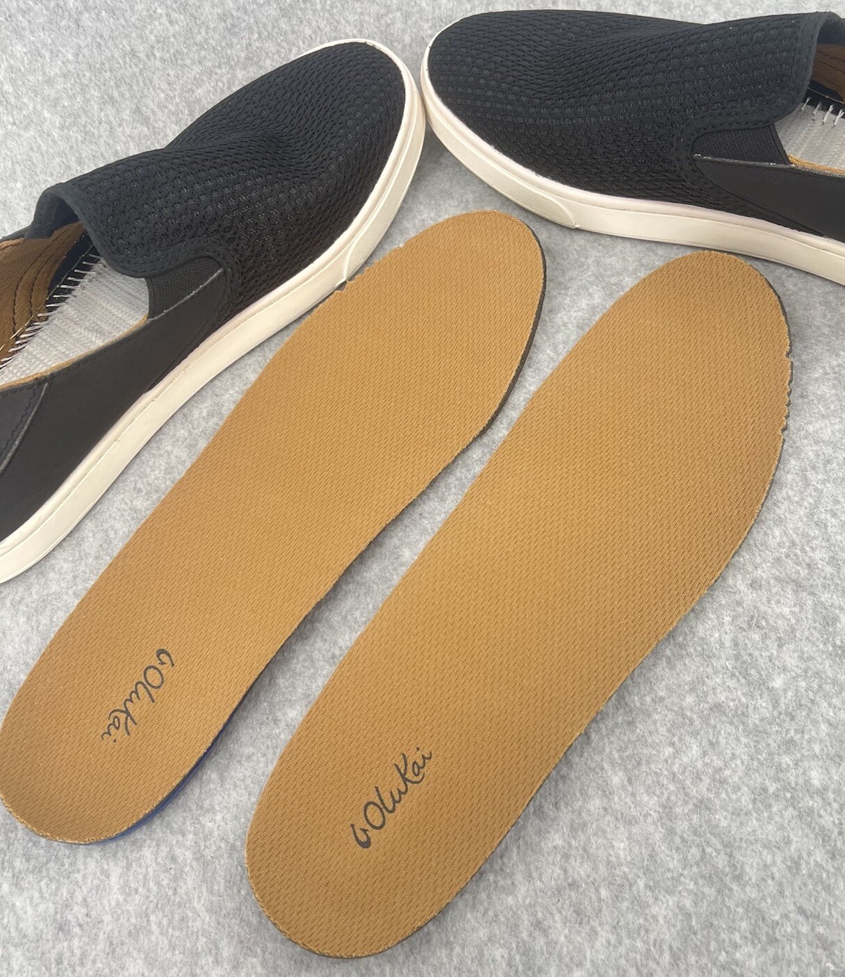 OLUKAI Pehuea Shoes Womens Size 9.5 Slip On Sneakers Black Mesh Comfort Loafers
