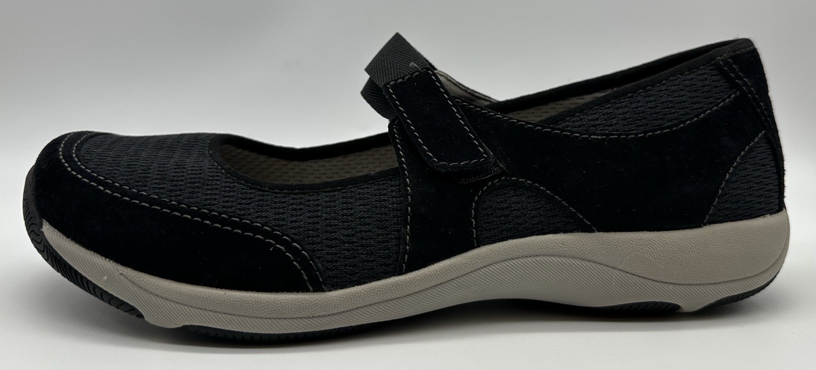 Dansko Hennie Mary Jane Size 40 Black Suede Textile Upper Hook Loop Size 9.5-10