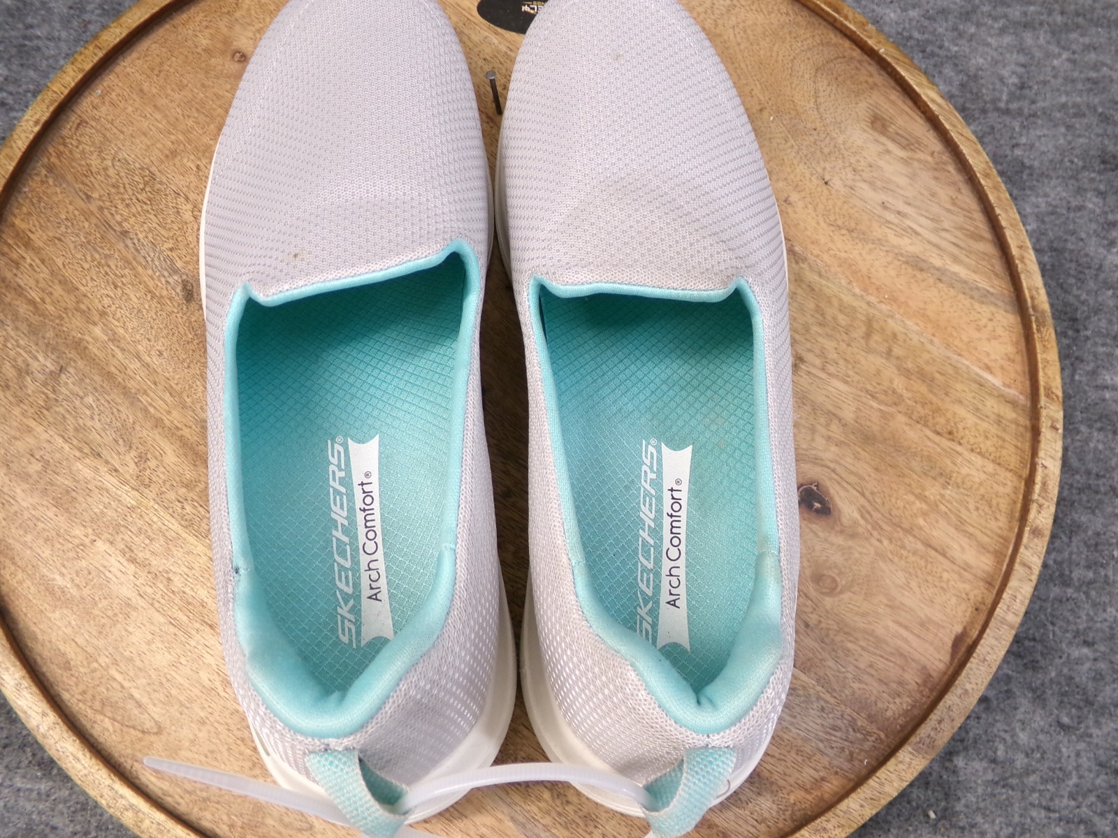 Skechers Arch Comfort Womens Size 10 US Gray Teal Athletic Slip On Shoes 56126