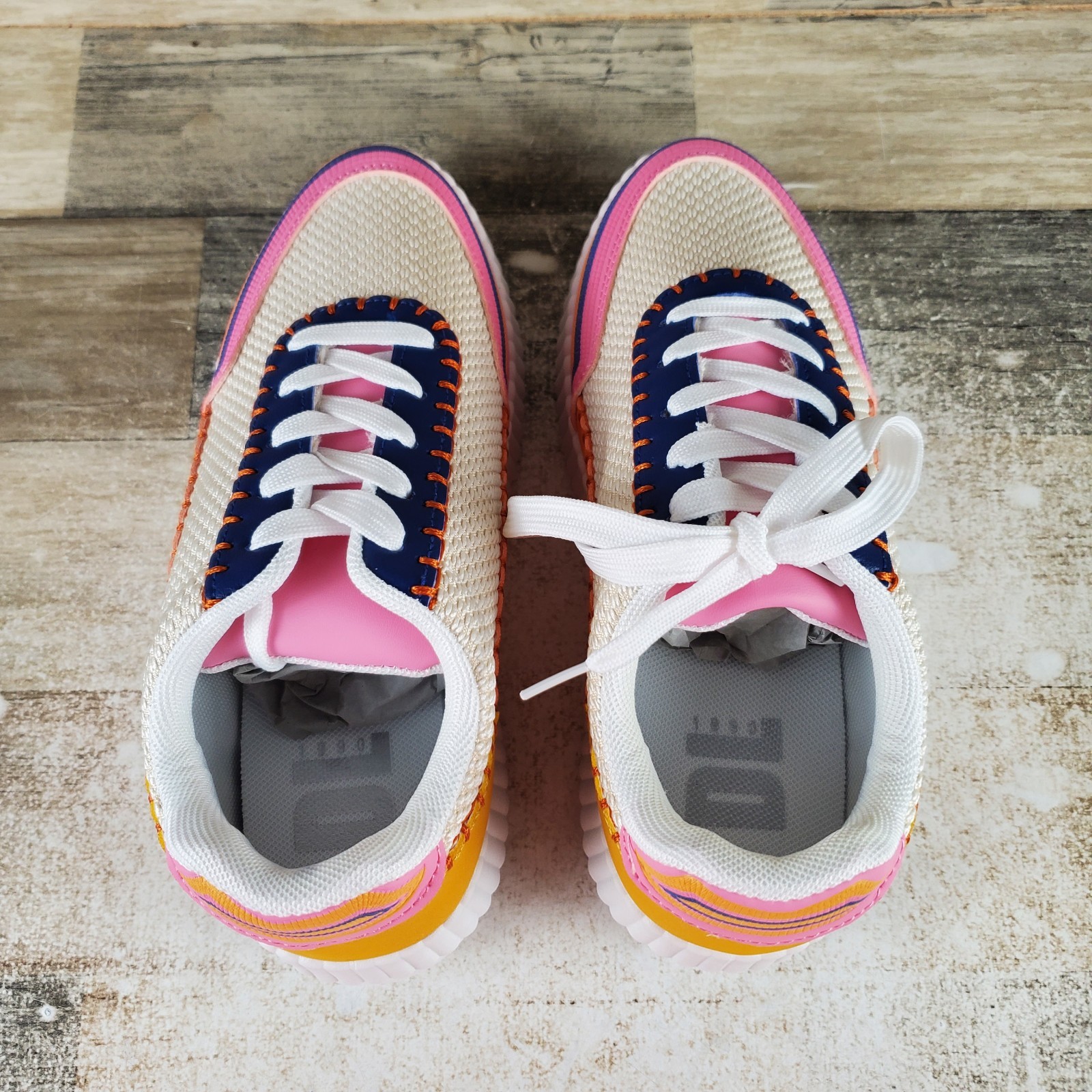 Dirty Laundry Spirited Womens Shoes Sz 6.5 Pink Multi Platform Lace Up Sneakers