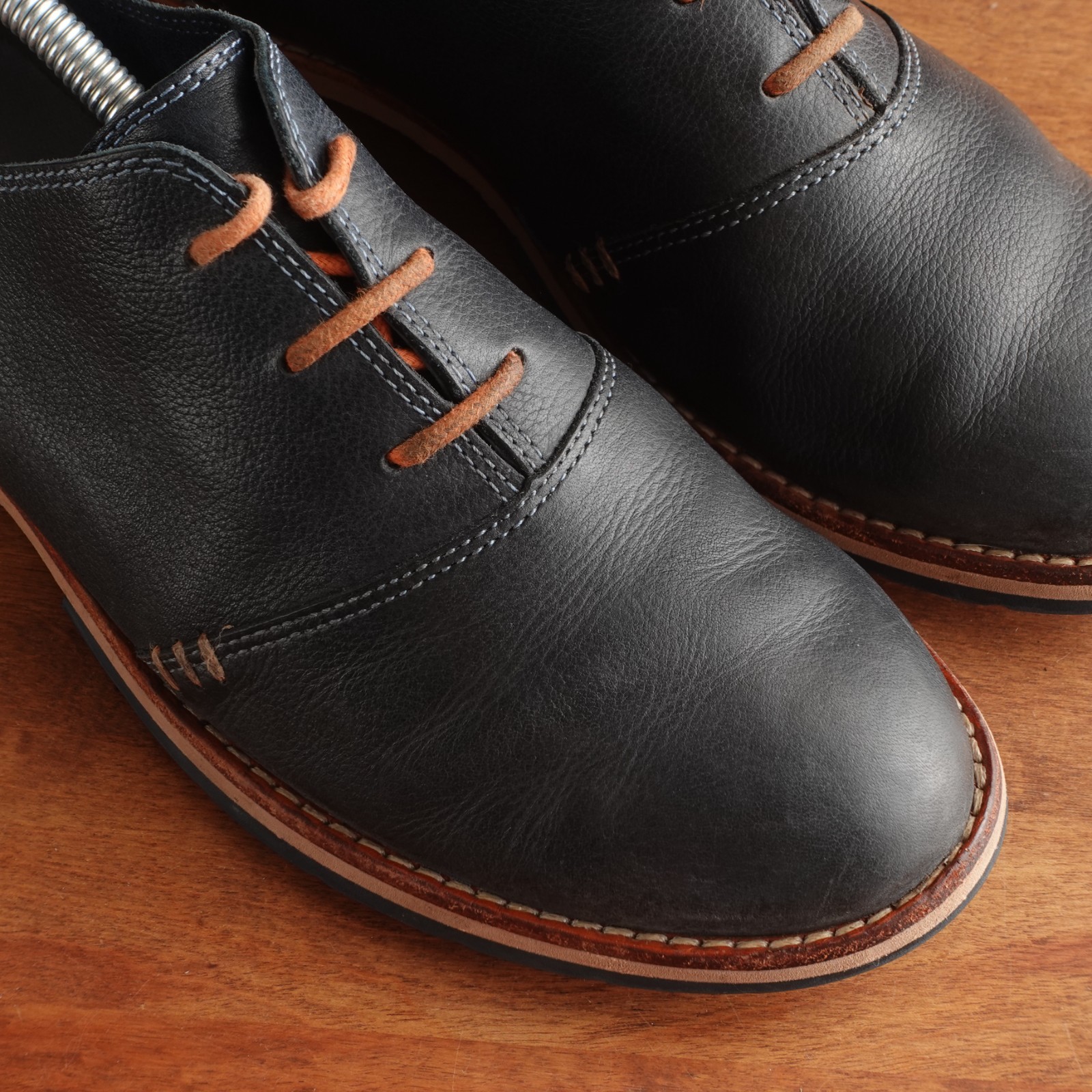 Ahnu Oxfords Womens 7.5 Blue Emery Leather Casual Comfort Preppy Academia Shoes