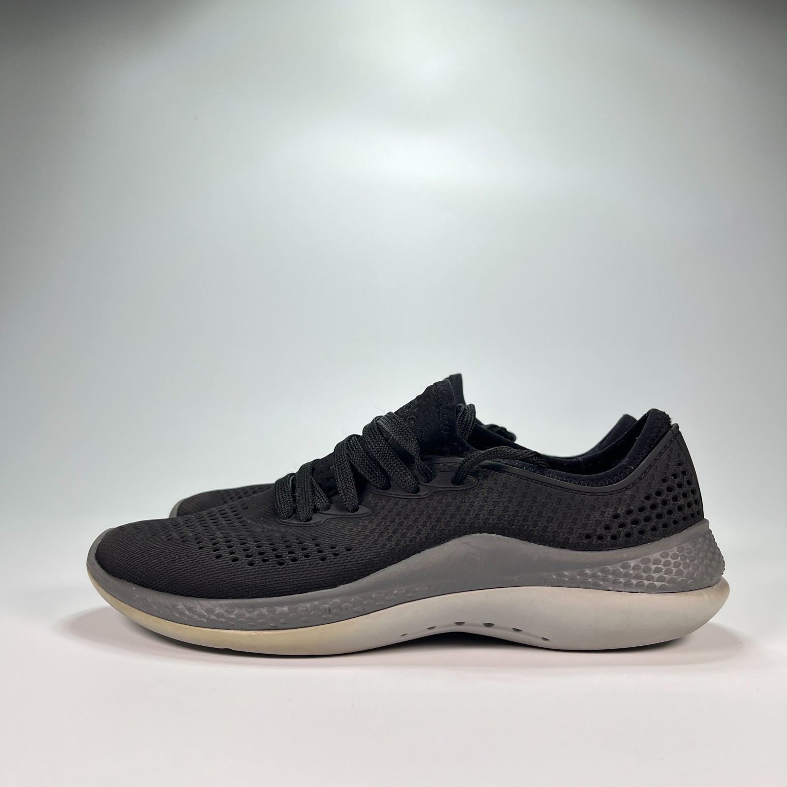 Crocs LiteRide 360 Pacer Black Gray Comfort Walking Shoes 206705 Women’s Size 7