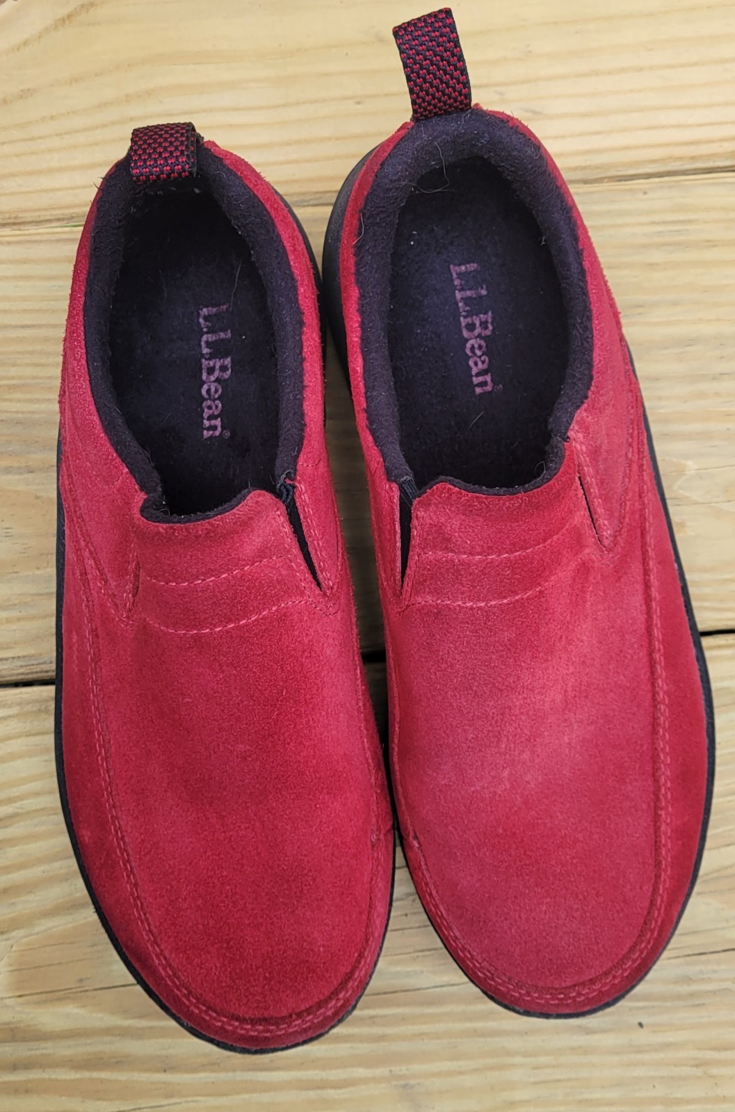 L.L. Bean Red Suede Women Moc Slip-on Walking Hiking Sz 6.5M