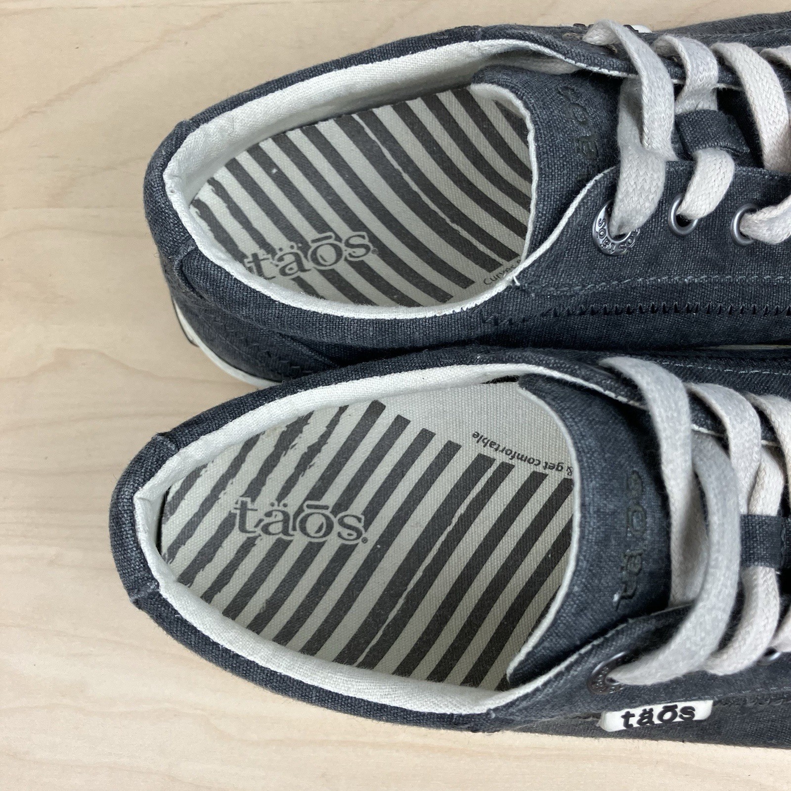Taos Women’s Size 9.0 Star Washed Black Gray Low Top Casual Shoes Lace Up