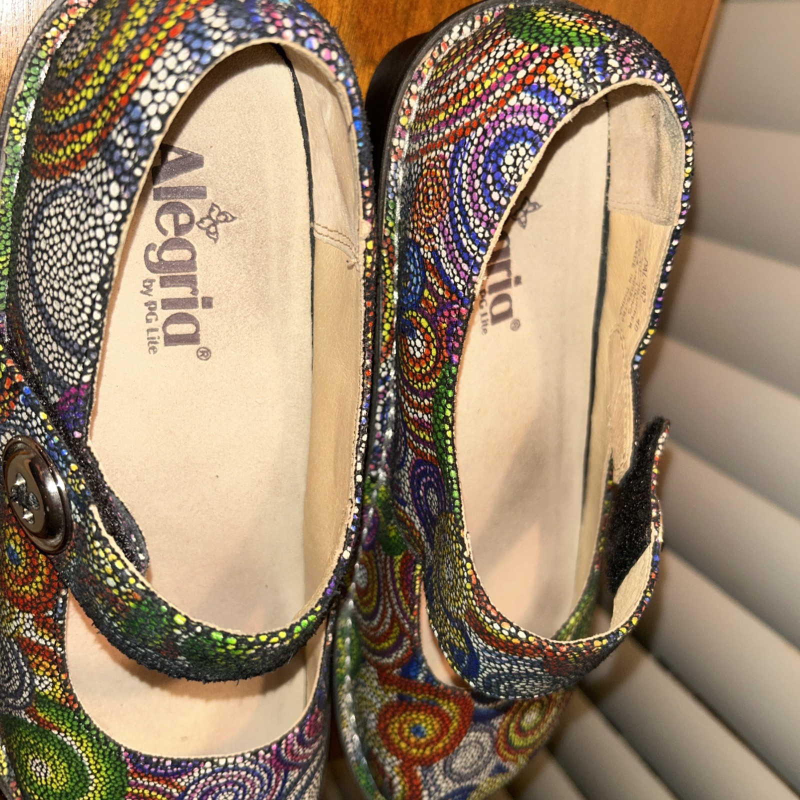 Alegria Paloma Bullseye Mary Jane Clogs Leather Womens 9.5 /40