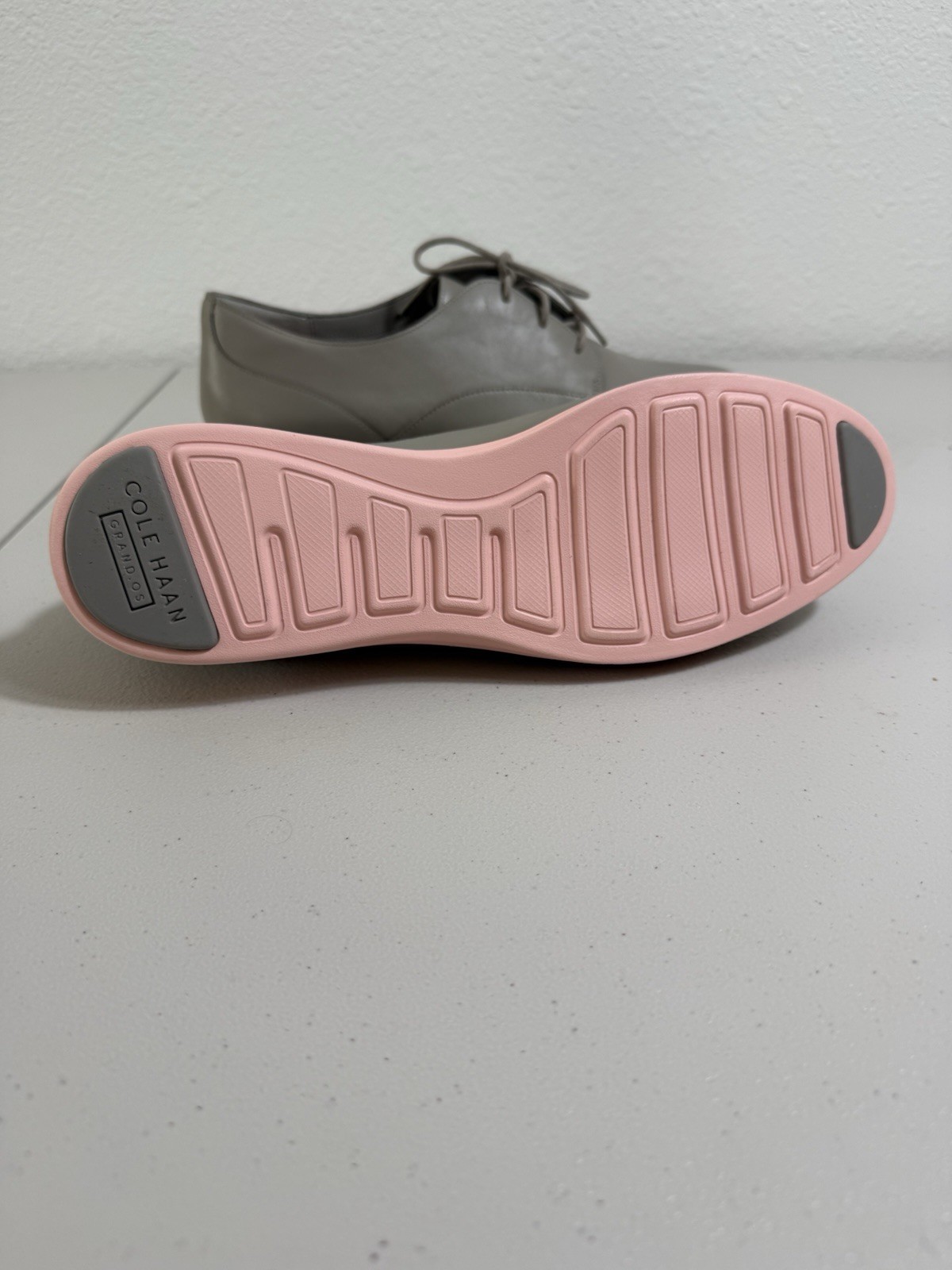 Cole Haan Original Grand Oxford Women’s 9.5B Gray Leather Pink Sole W17145 New