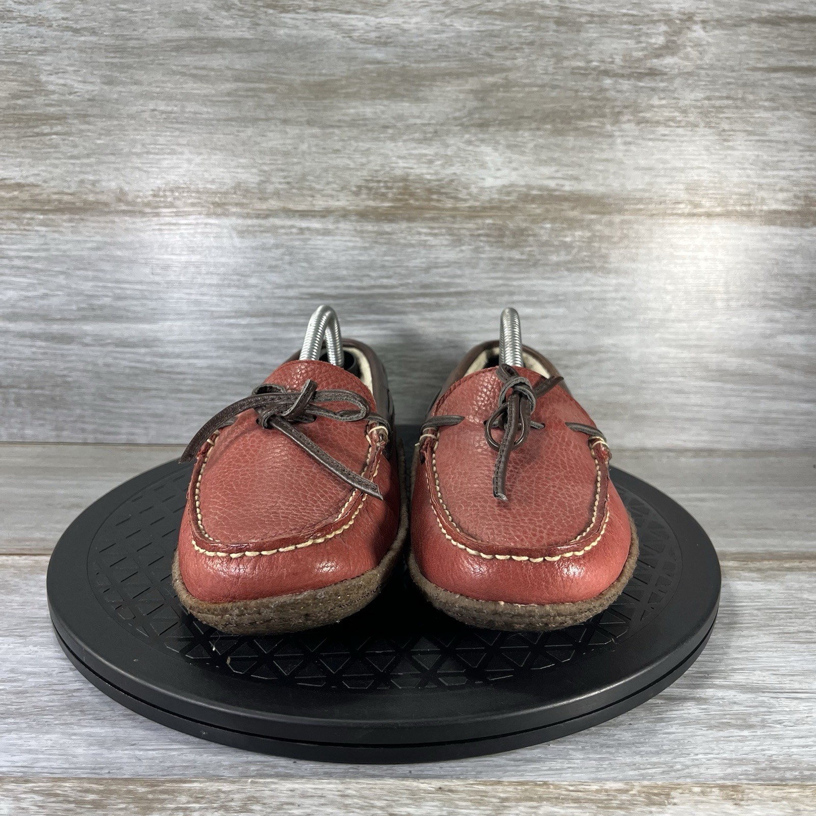 L.L. Bean Women’s Red Leather Moccasin Shearling Lined Slippers Size 6