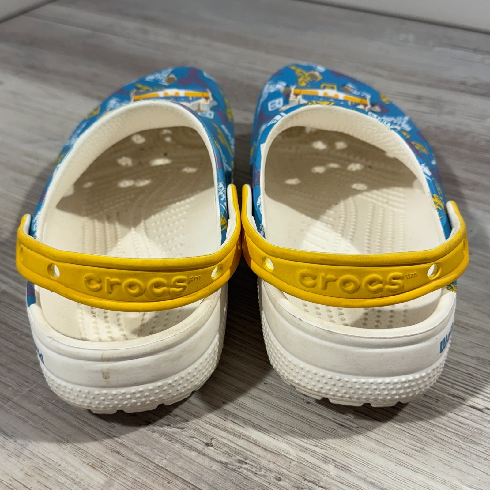 Walt Disney World Crocs Clogs Adults Vault Collection 50 Size M5/W7