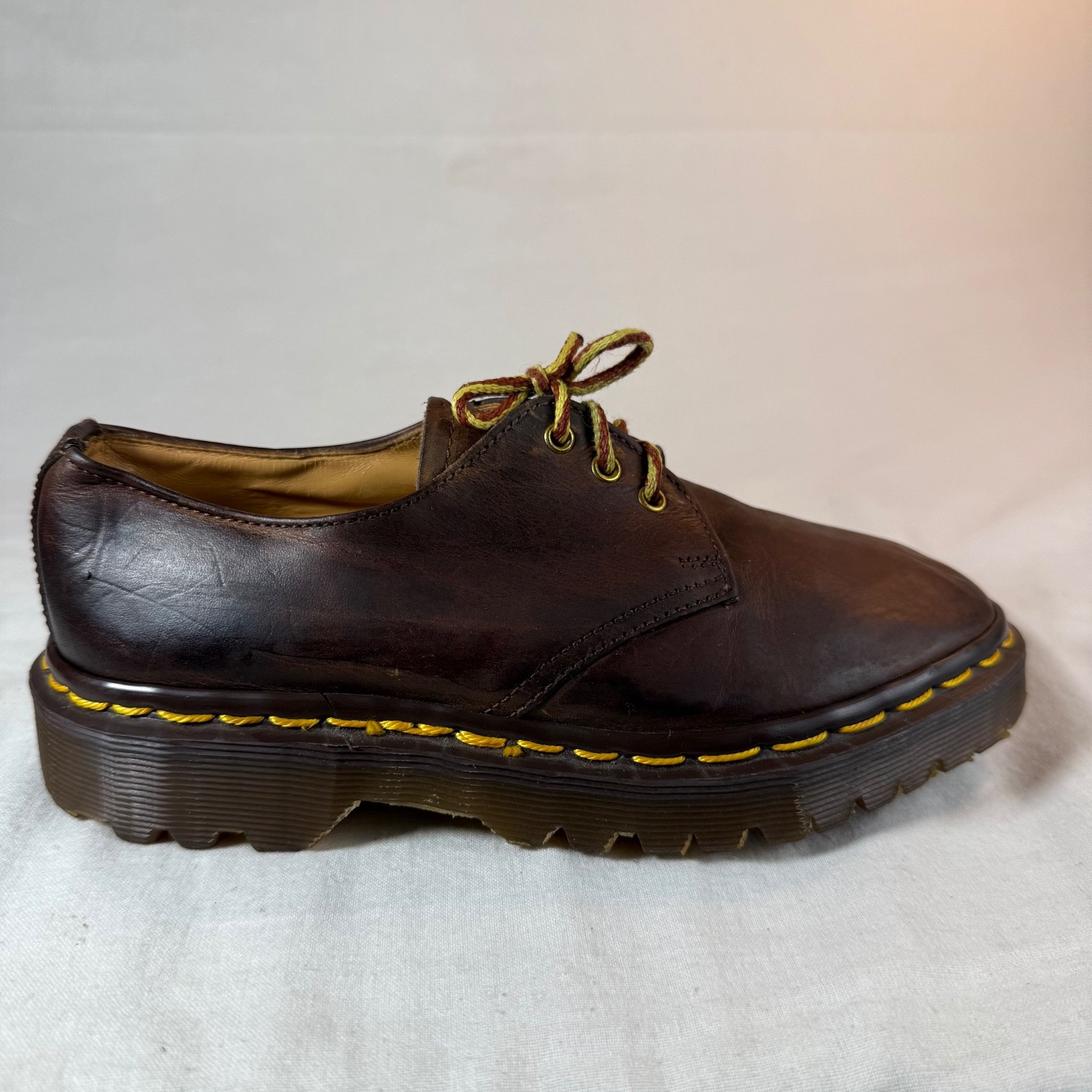 DR. MARTENS RARE VINTAGE MADE IN ENGLAND OXFORDS 1461 WOMENS UK SIZE 2 US 4 1G