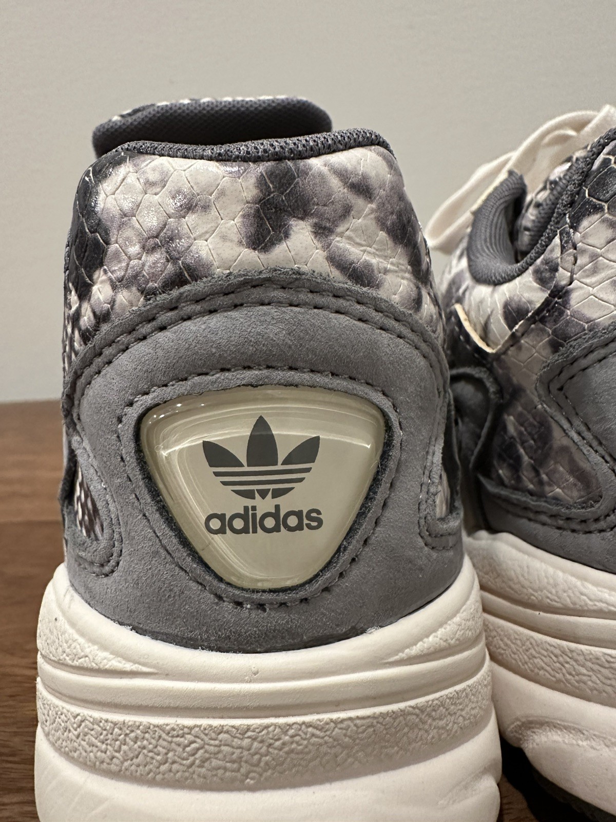 Adidas Womens Falcon W EH0192 Gray Graphic Print Lace Up Shoes Size 8