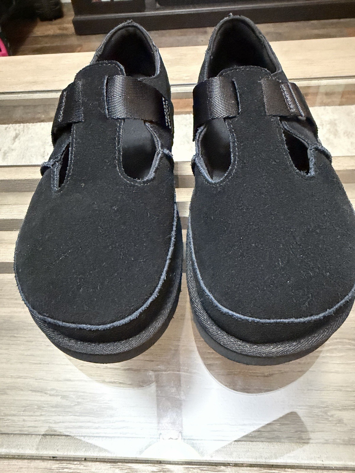 UGG Goldenstar Mary Jane Clog Size 9