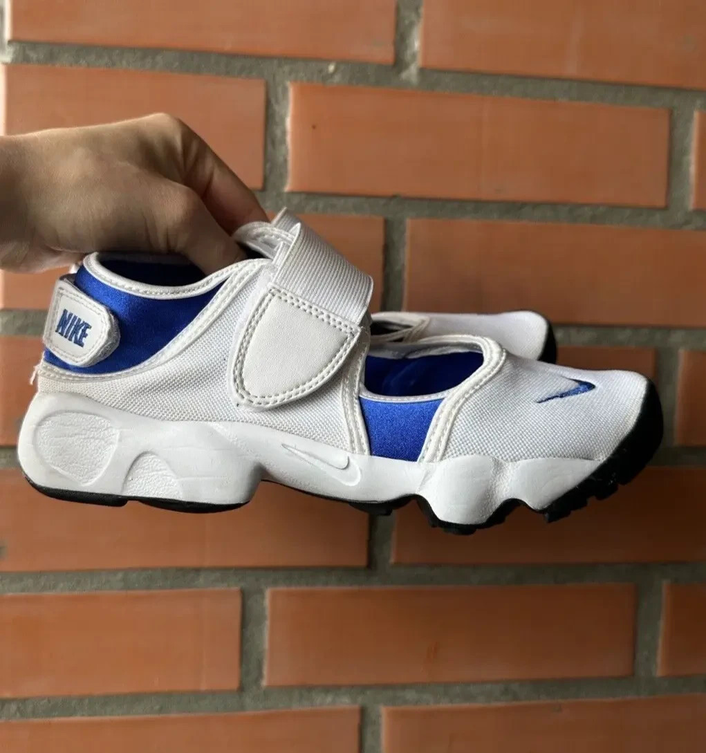 DDP Nike Aqua Rift Sandals Youth Womens Size 37.5